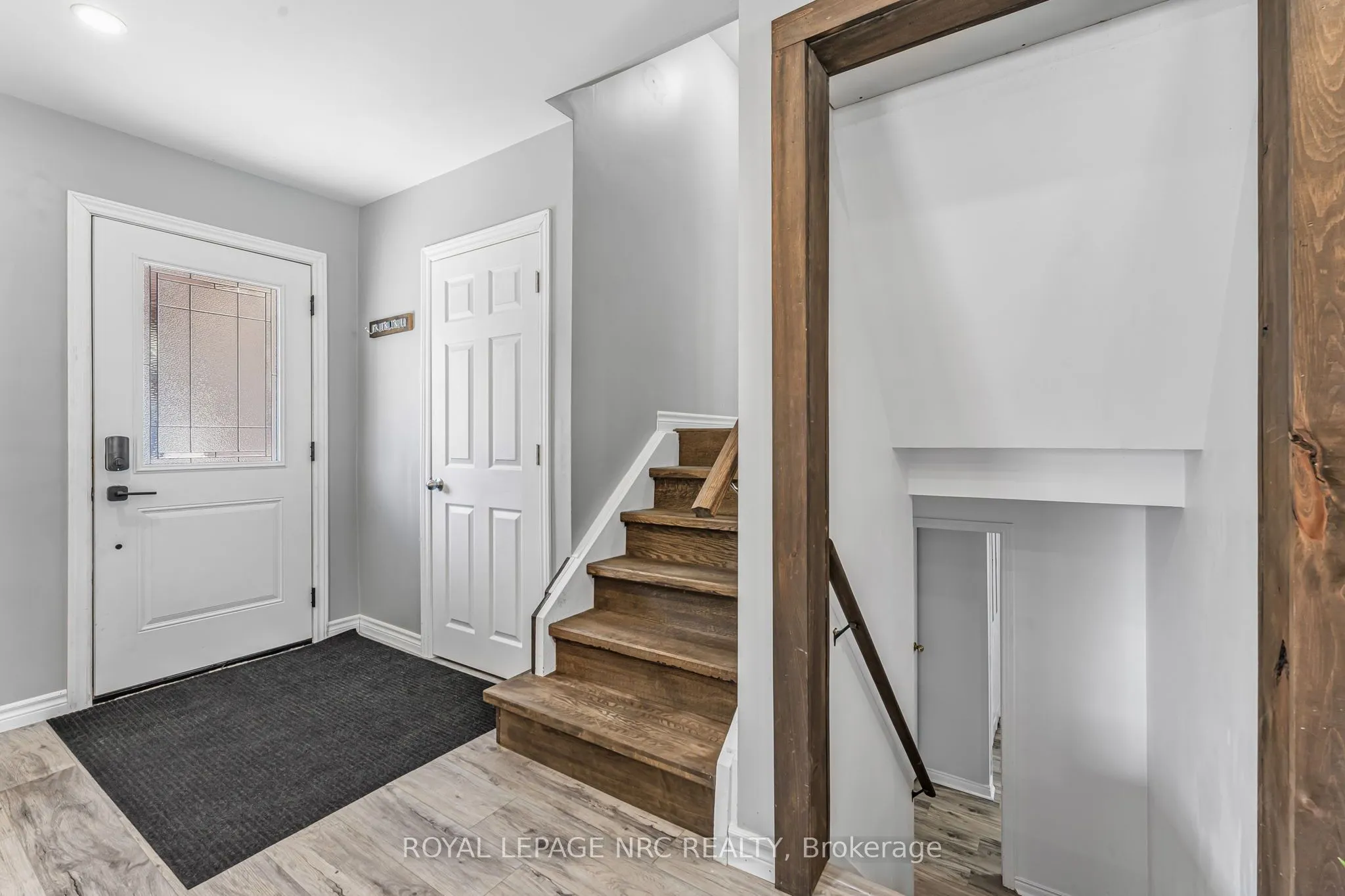 459 Lakeview Road