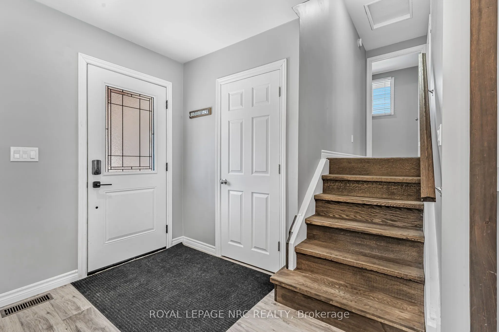 459 Lakeview Road