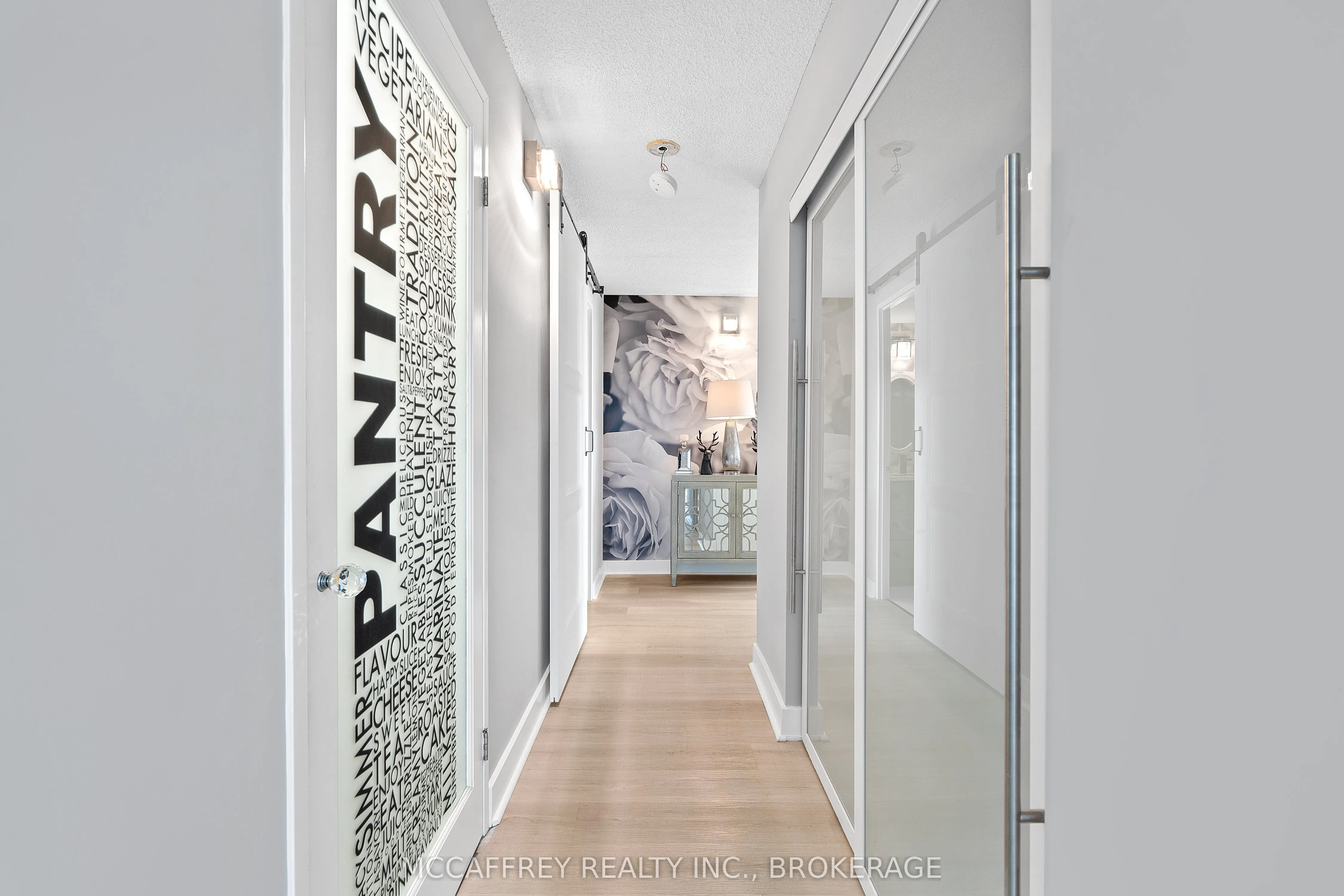 257-1105 Bath Road, #1105