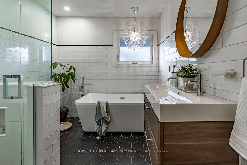 104 West 33rd Street