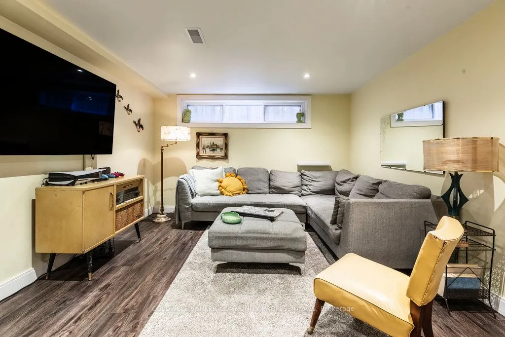 104 West 33rd Street