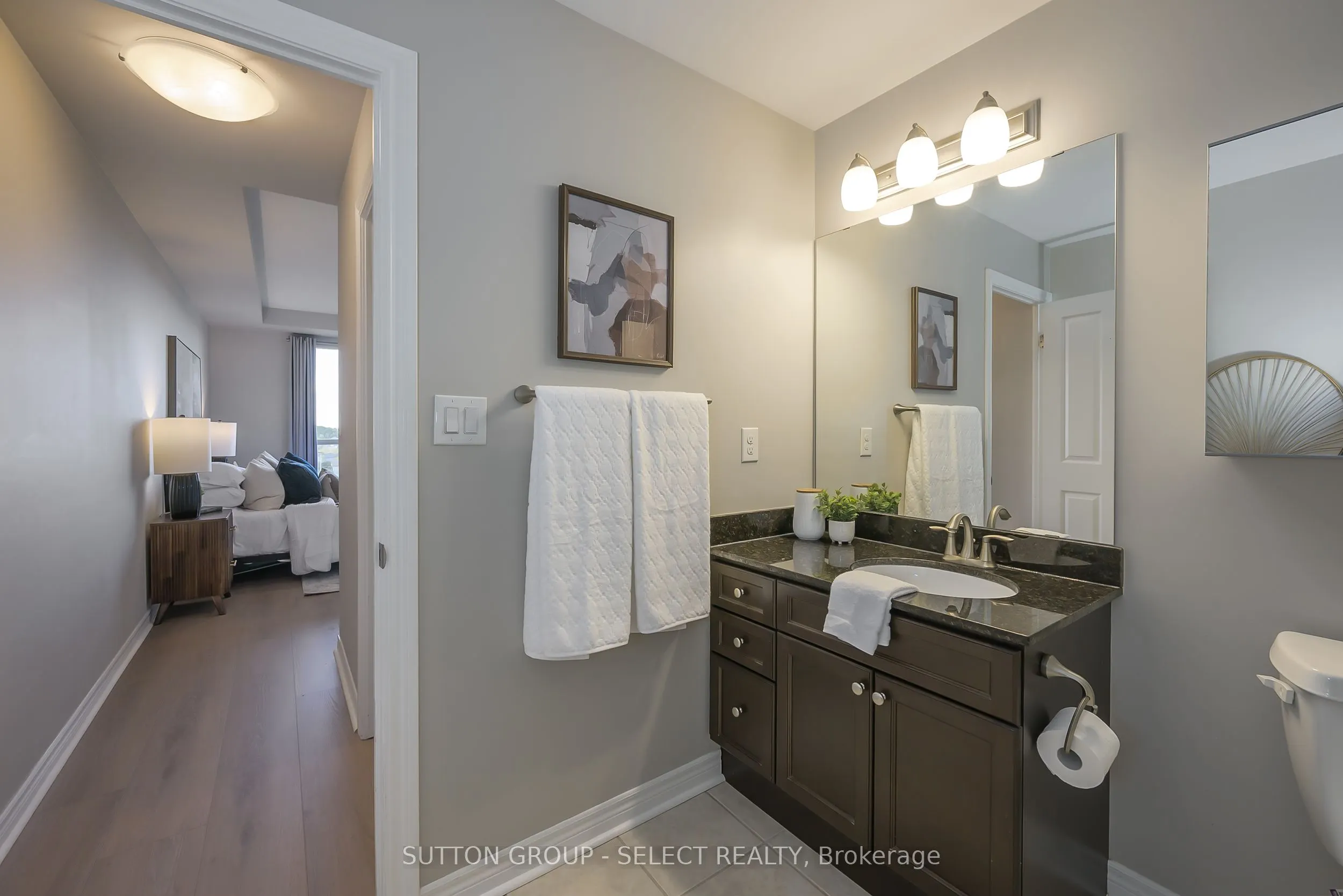 1030 Coronation Drive, #908