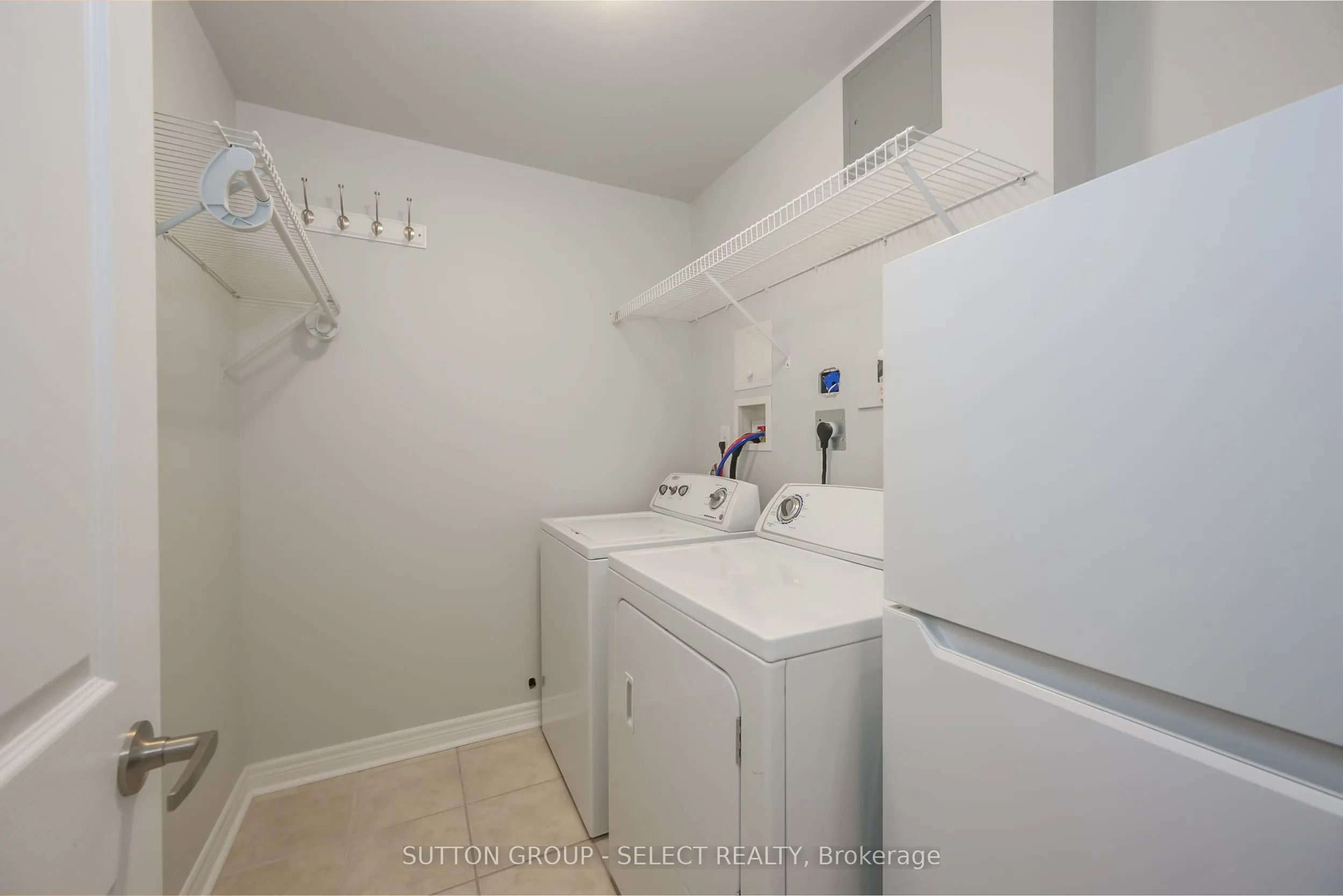 1030 Coronation Drive, #908
