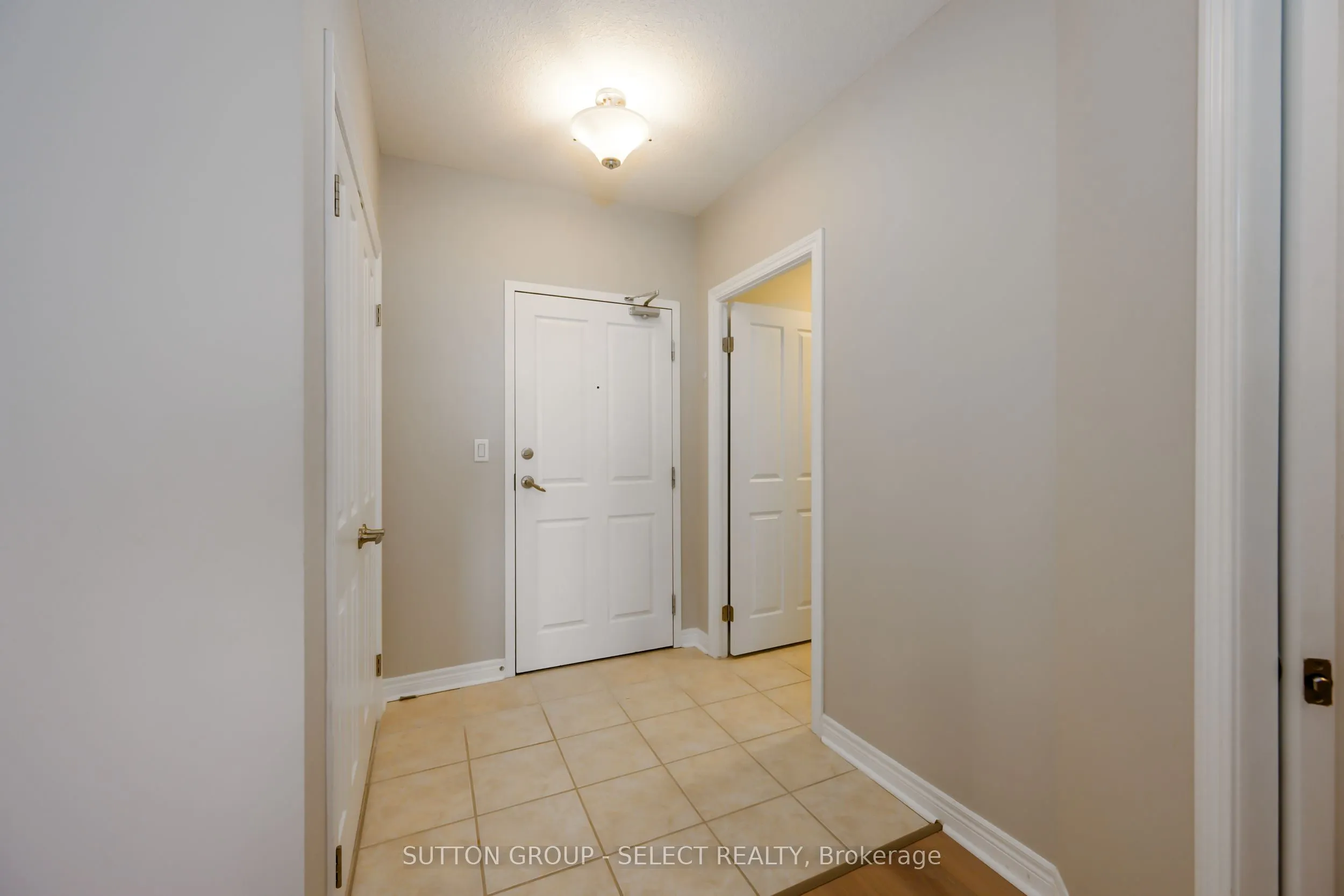 1030 Coronation Drive, #908