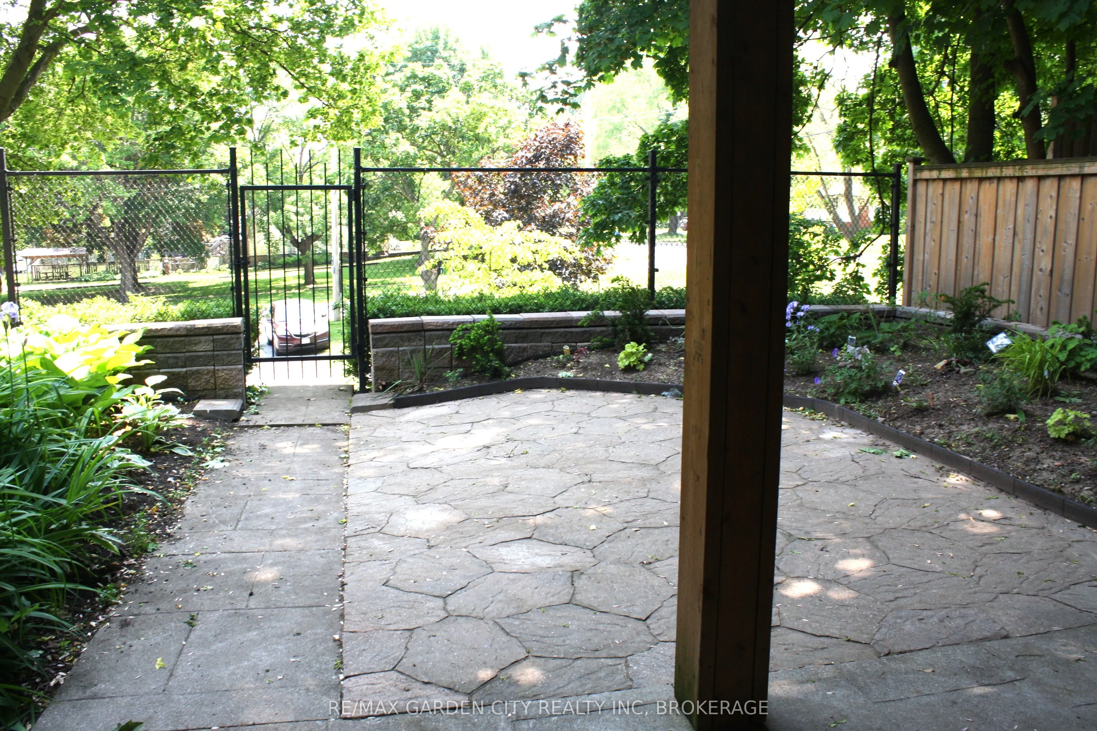 119 Main Street W, #119B