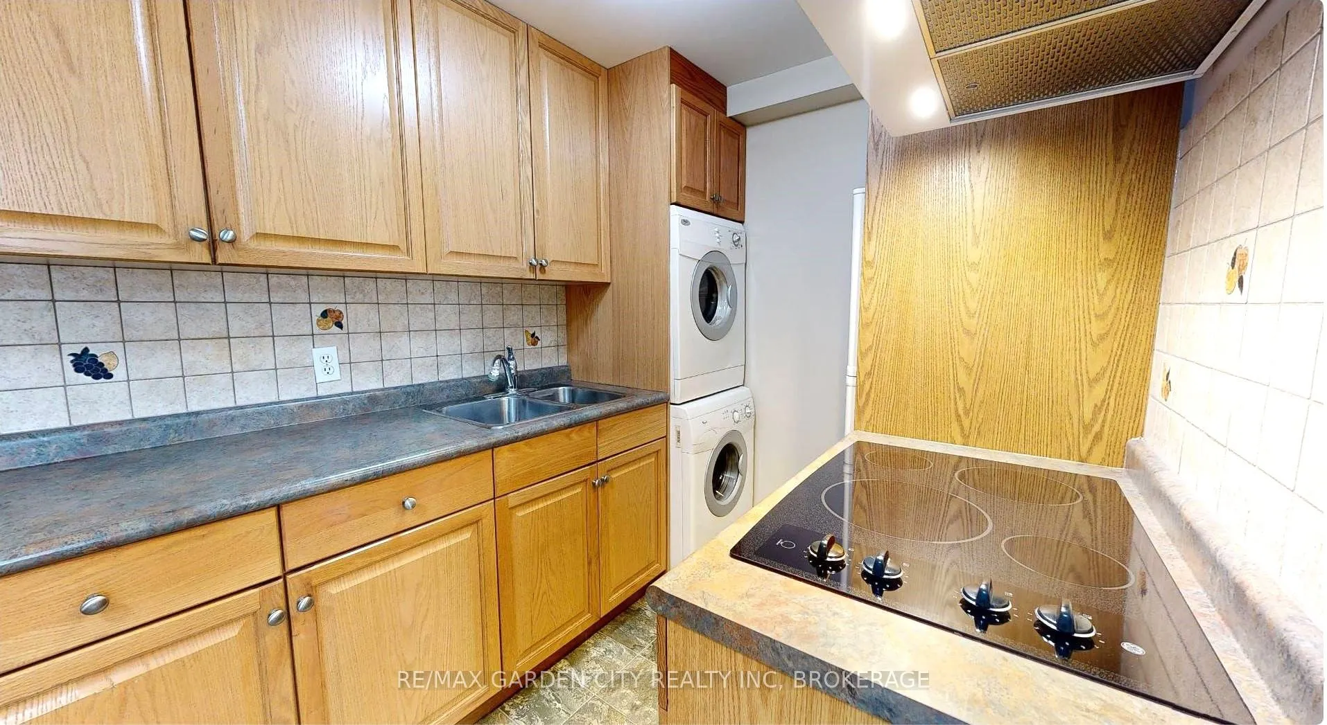 119 Main Street W, #119B
