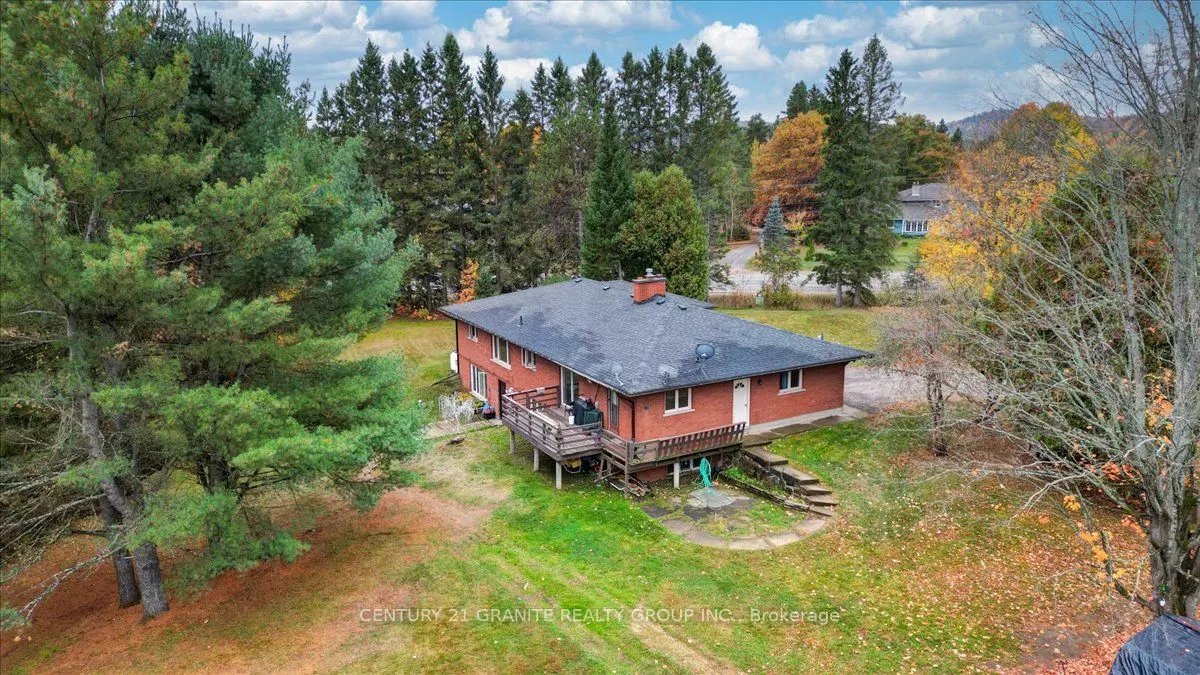 4 Maxwell Settlement Road