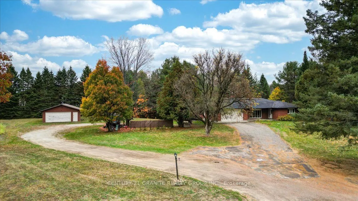 4 Maxwell Settlement Road