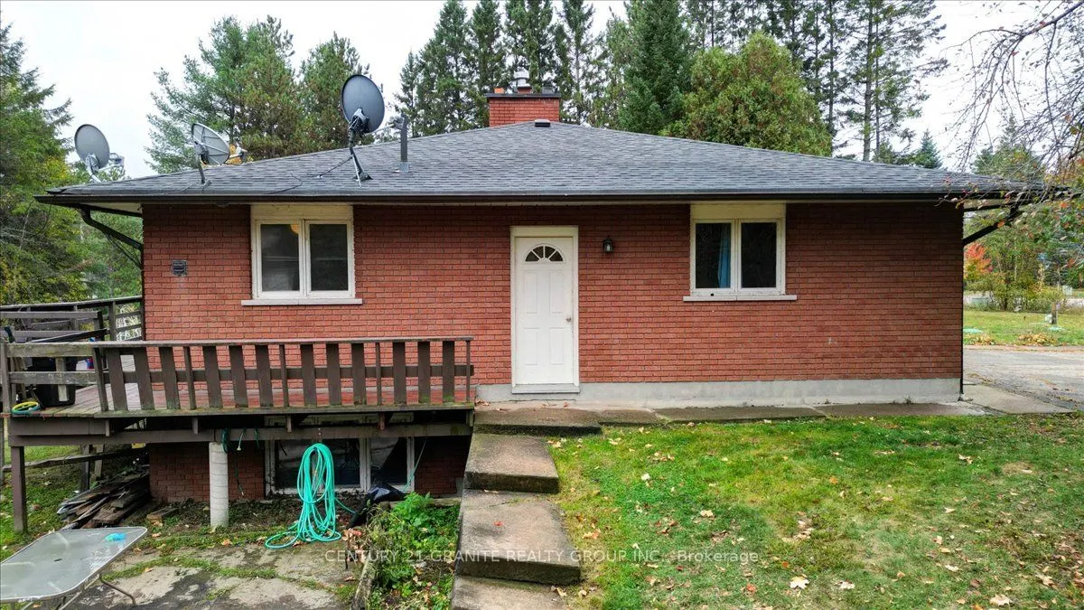 4 Maxwell Settlement Road