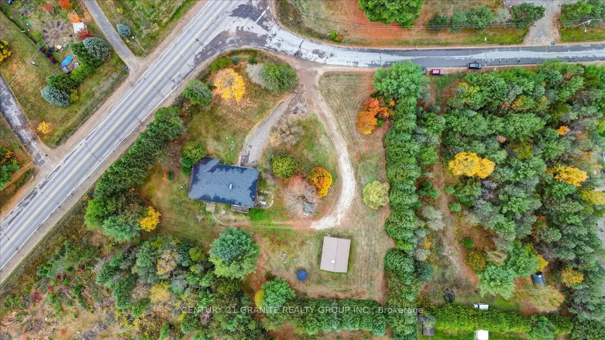 4 Maxwell Settlement Road