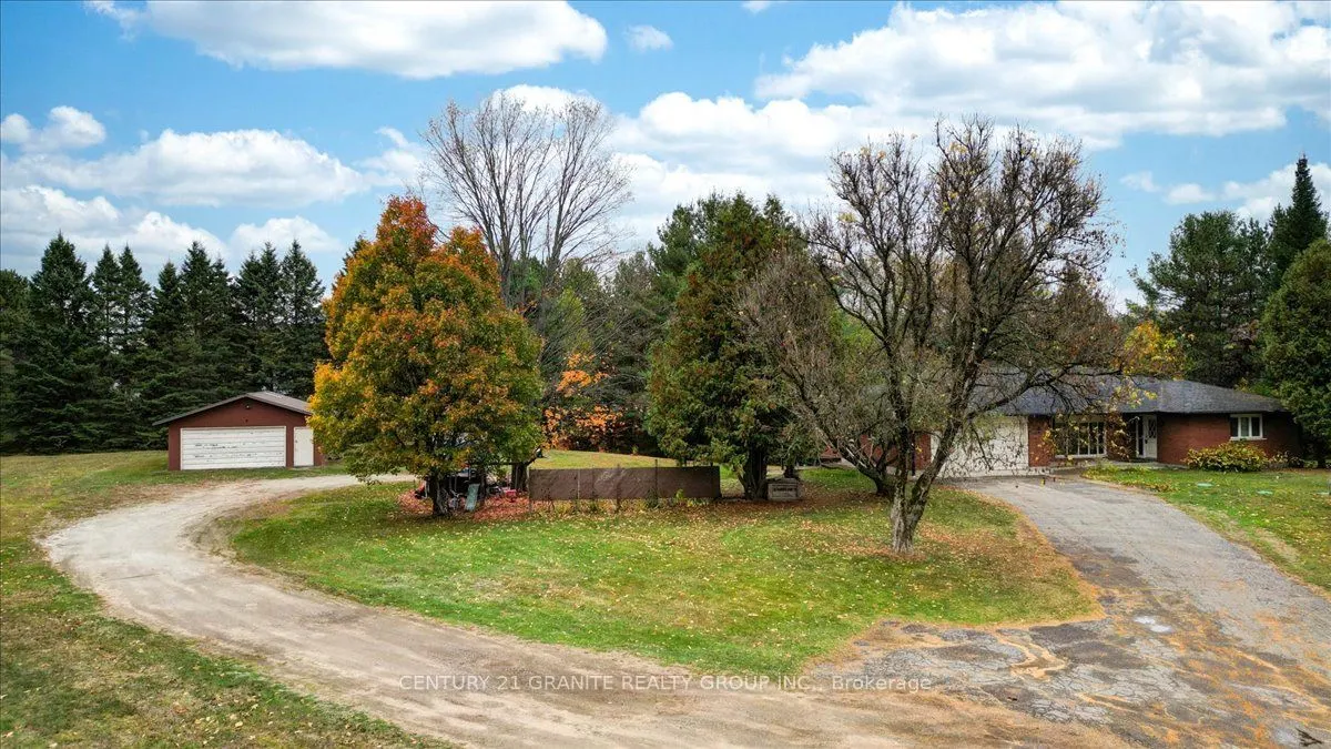 4 Maxwell Settlement Road