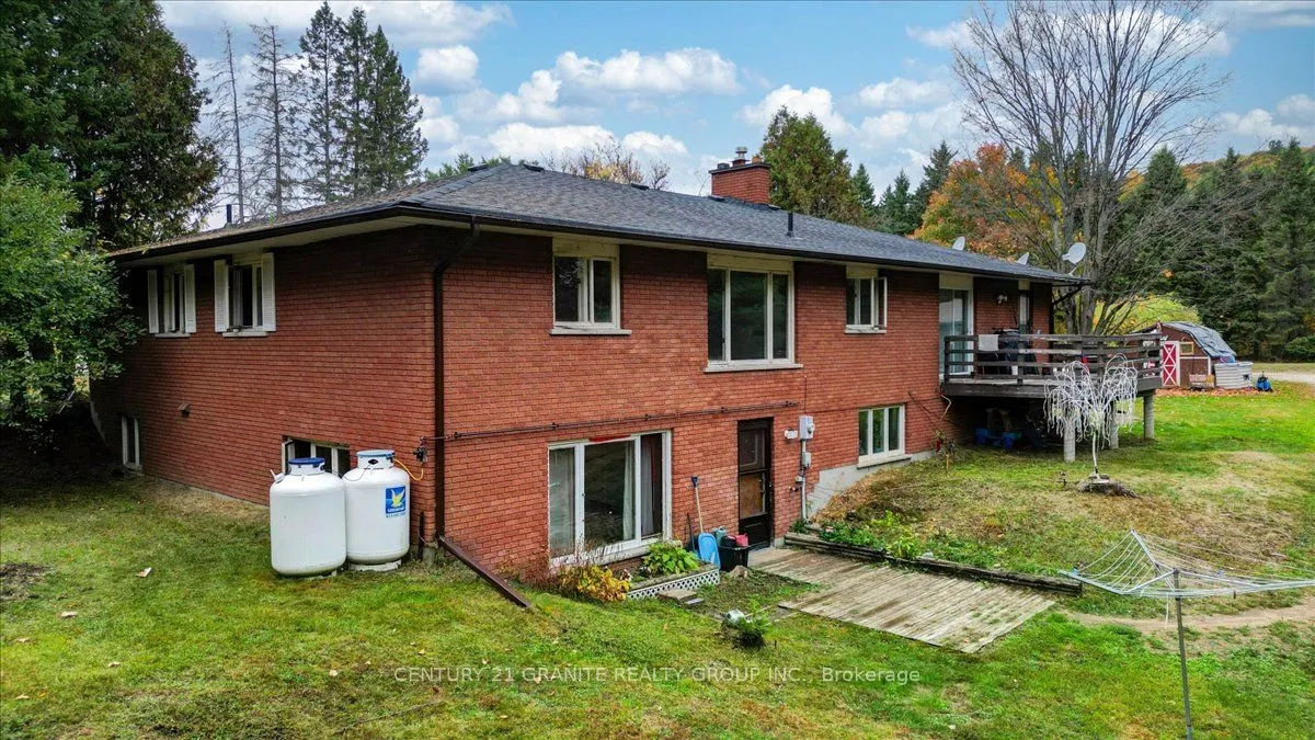 4 Maxwell Settlement Road