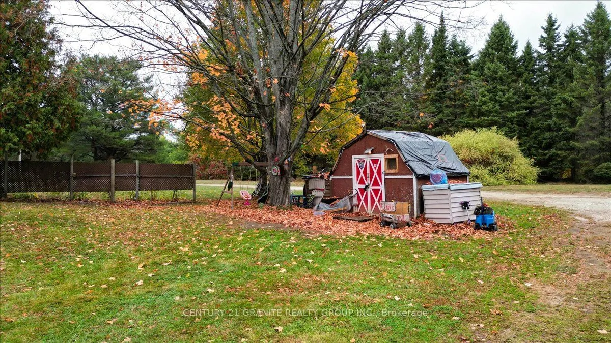 4 Maxwell Settlement Road