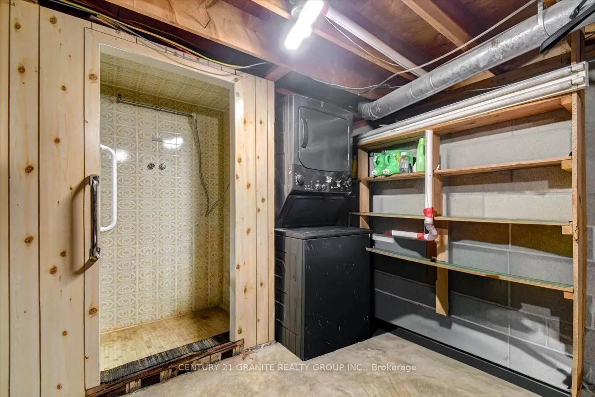 4 Maxwell Settlement Road