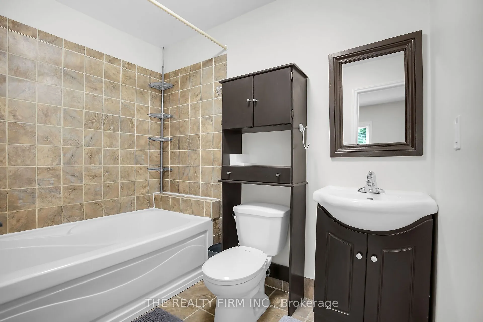 317 Simcoe Street