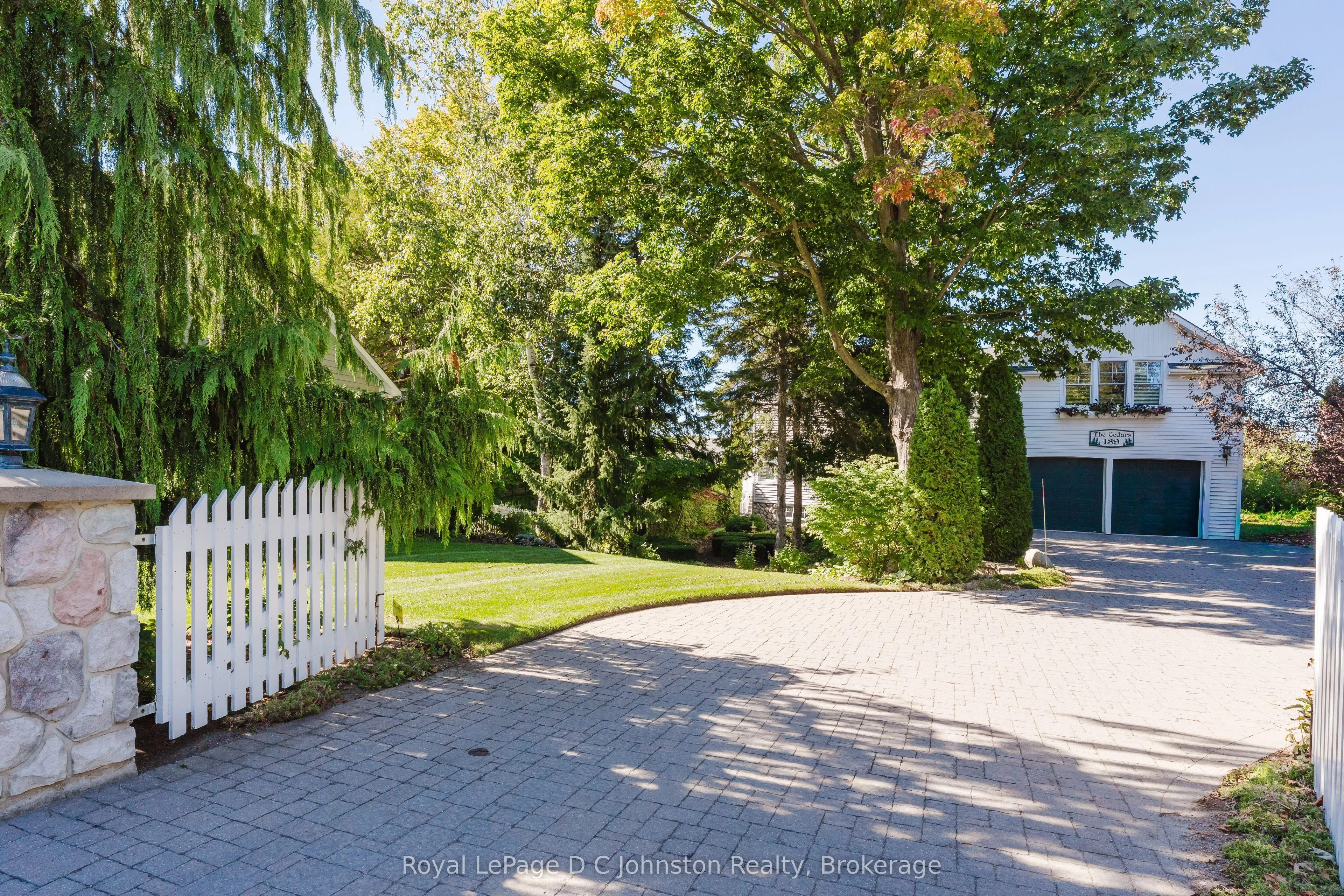 139 Knowles Lane