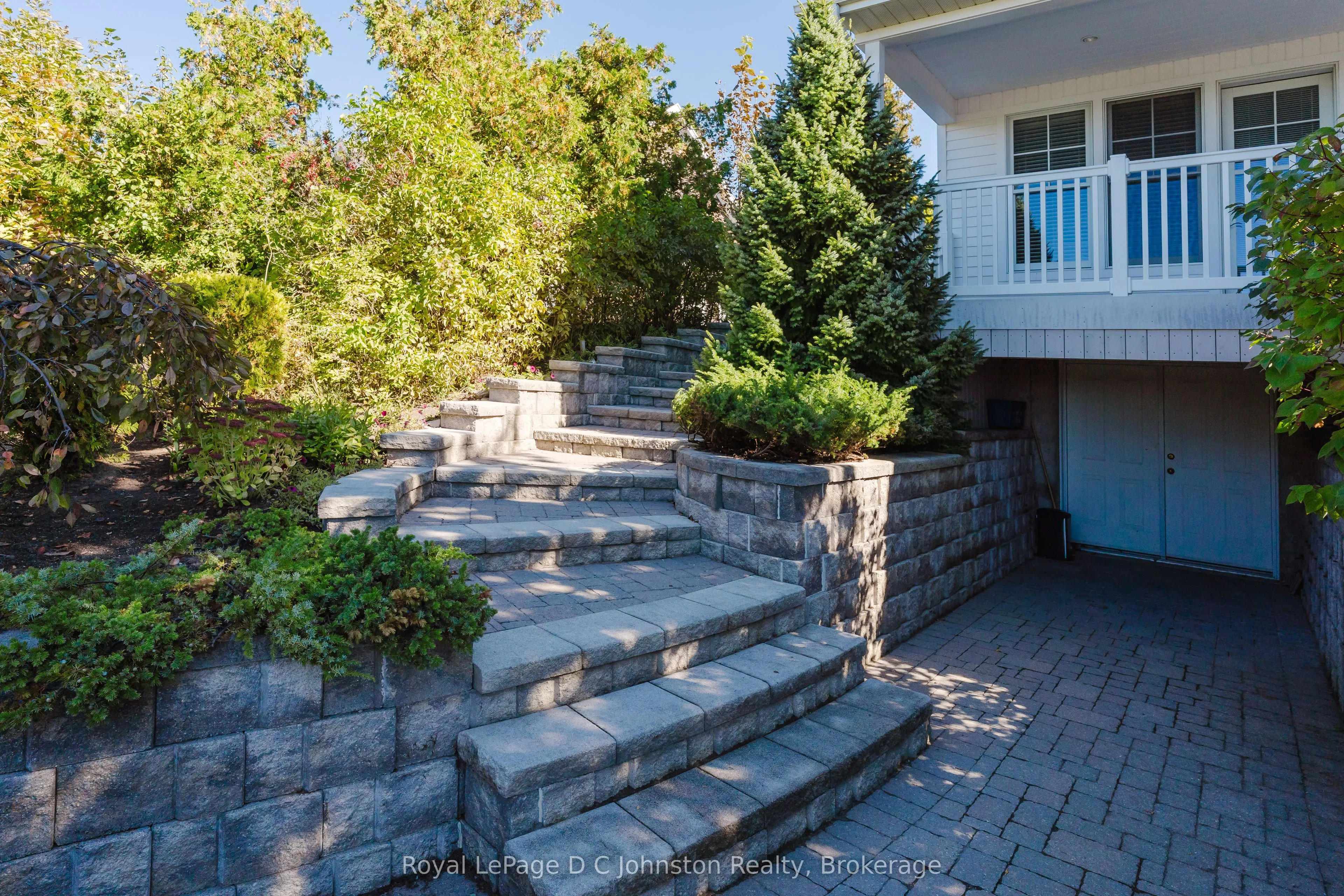 139 Knowles Lane