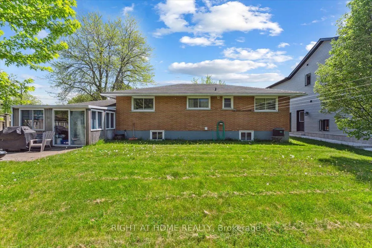 5863 Church's Lane