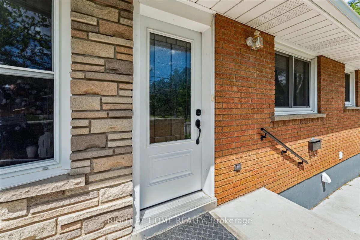 5863 Church's Lane