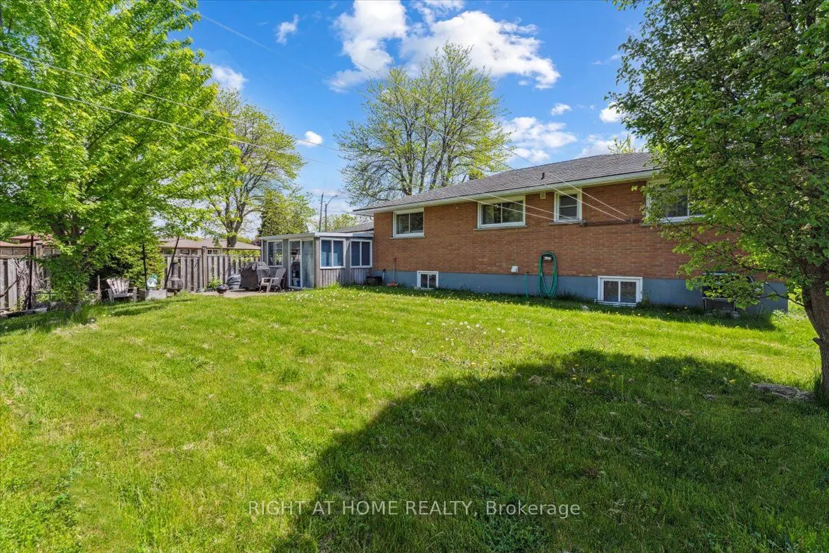 5863 Church's Lane