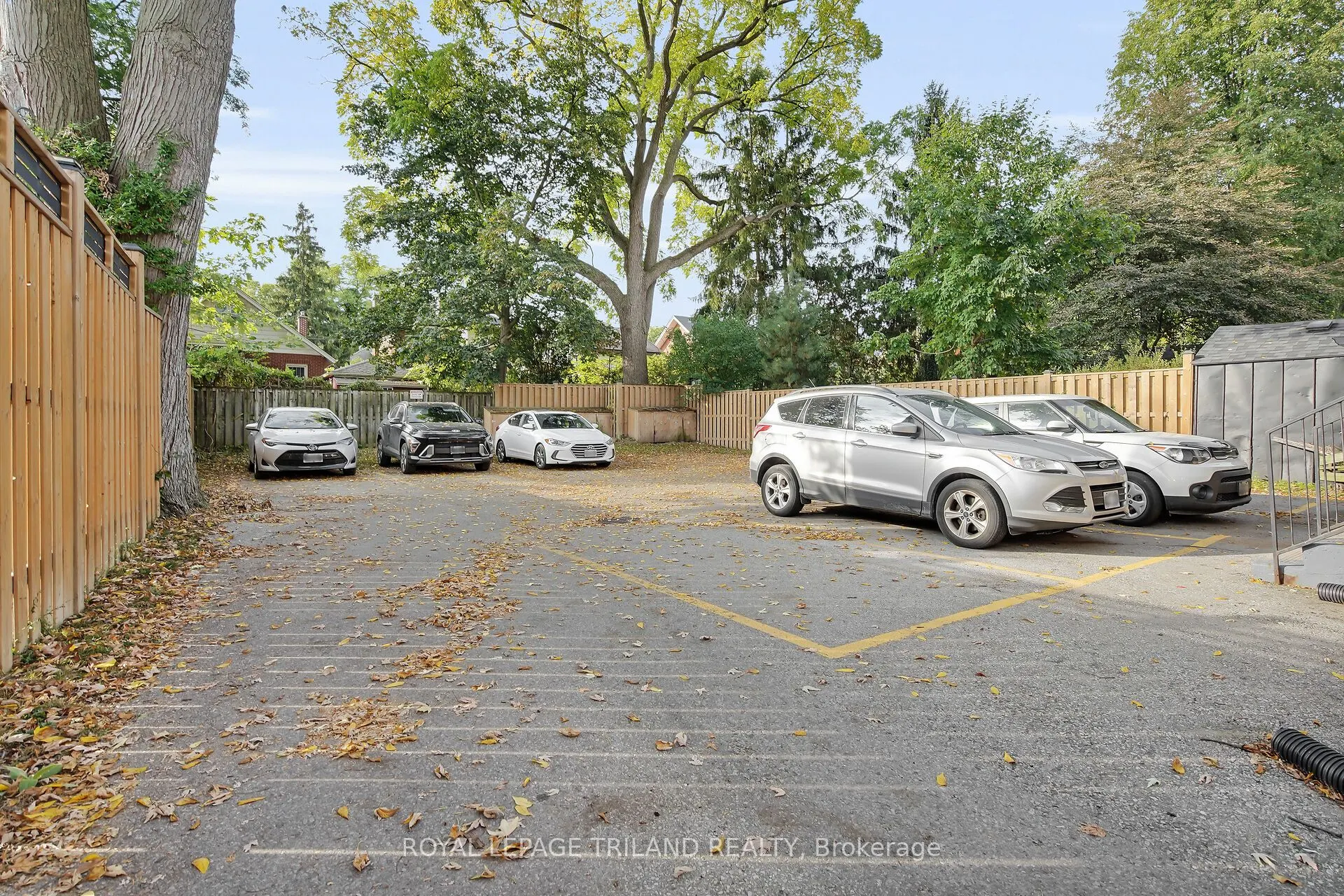 425 Mckenzie Avenue, #2