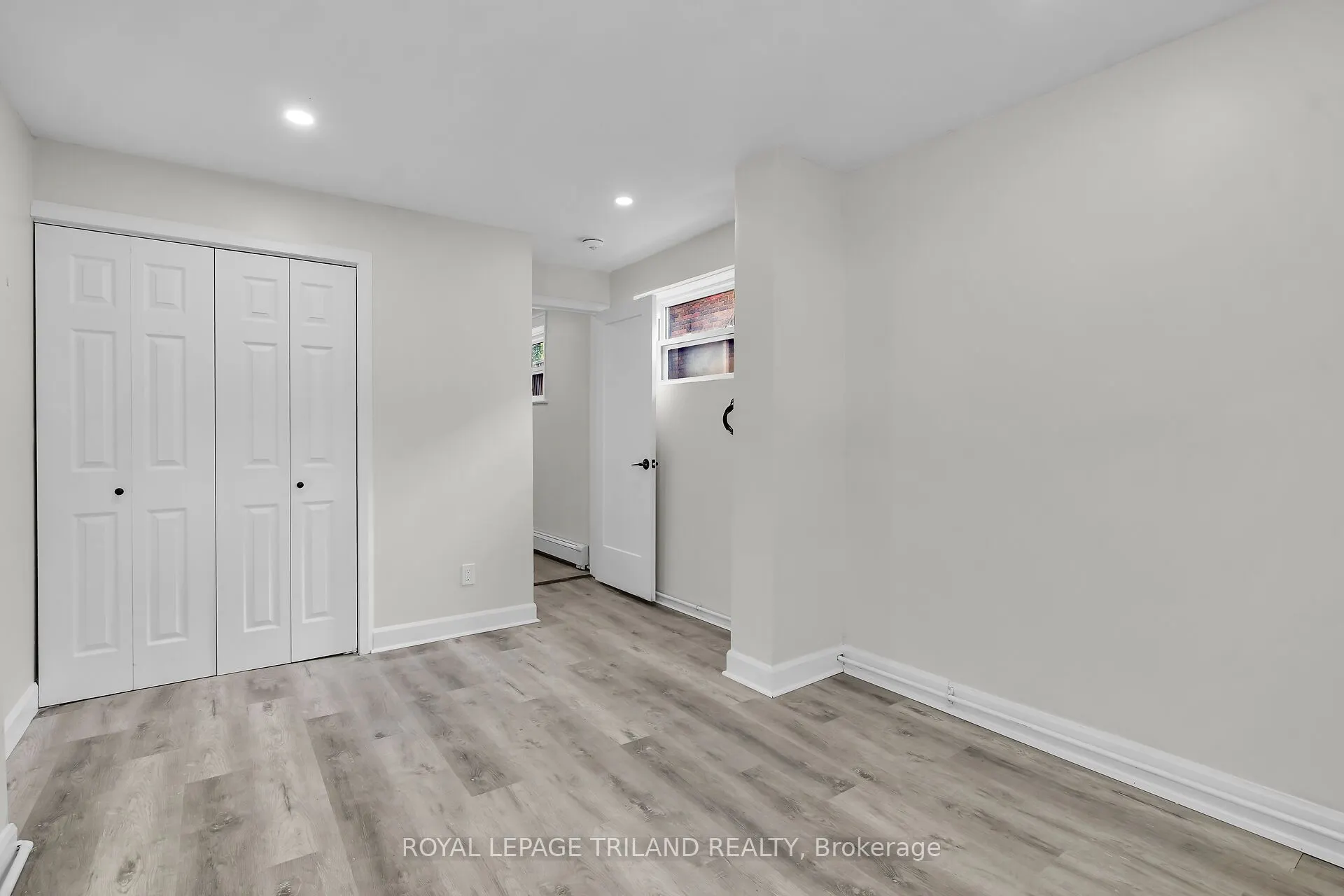 425 Mckenzie Avenue, #2