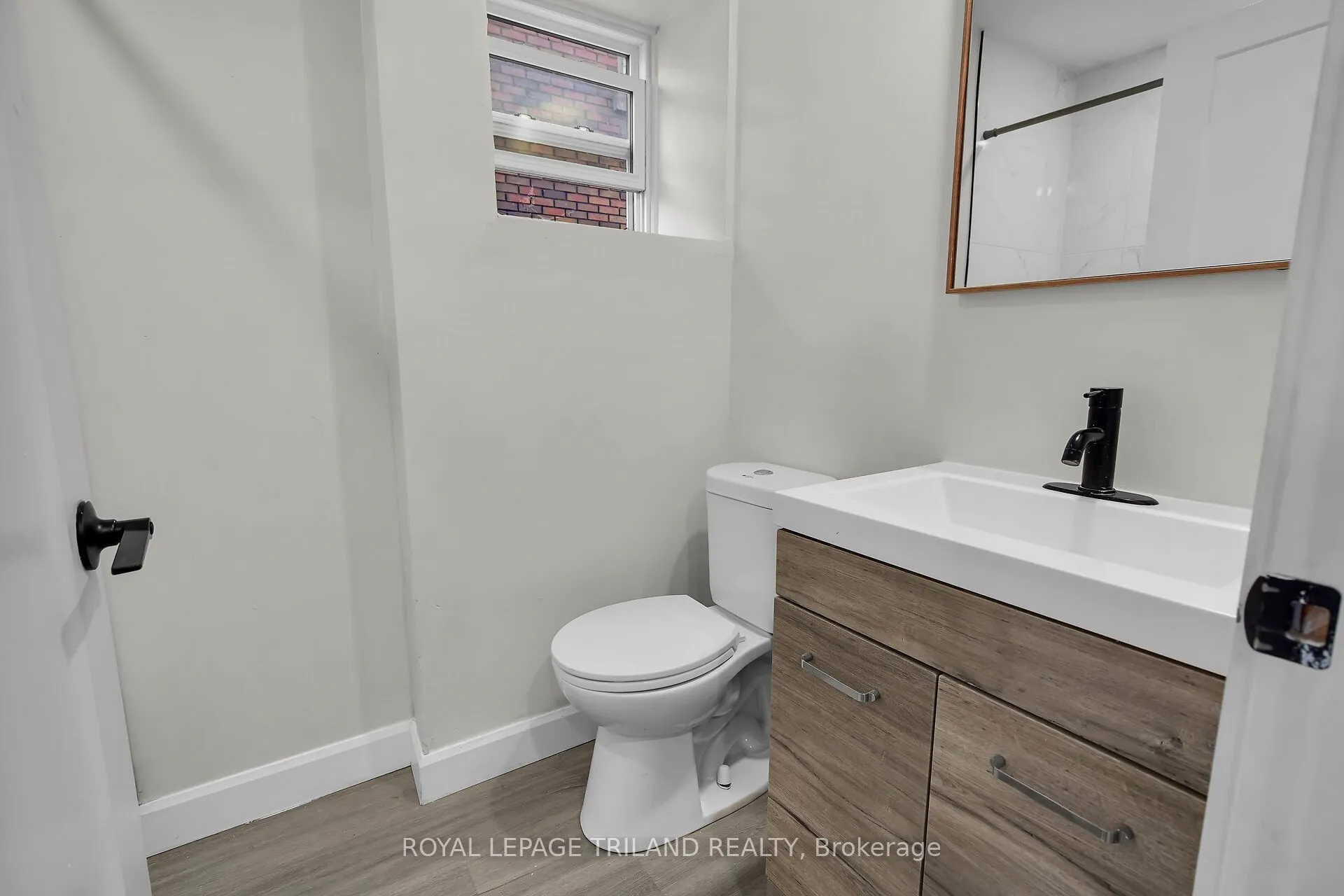 425 Mckenzie Avenue, #2