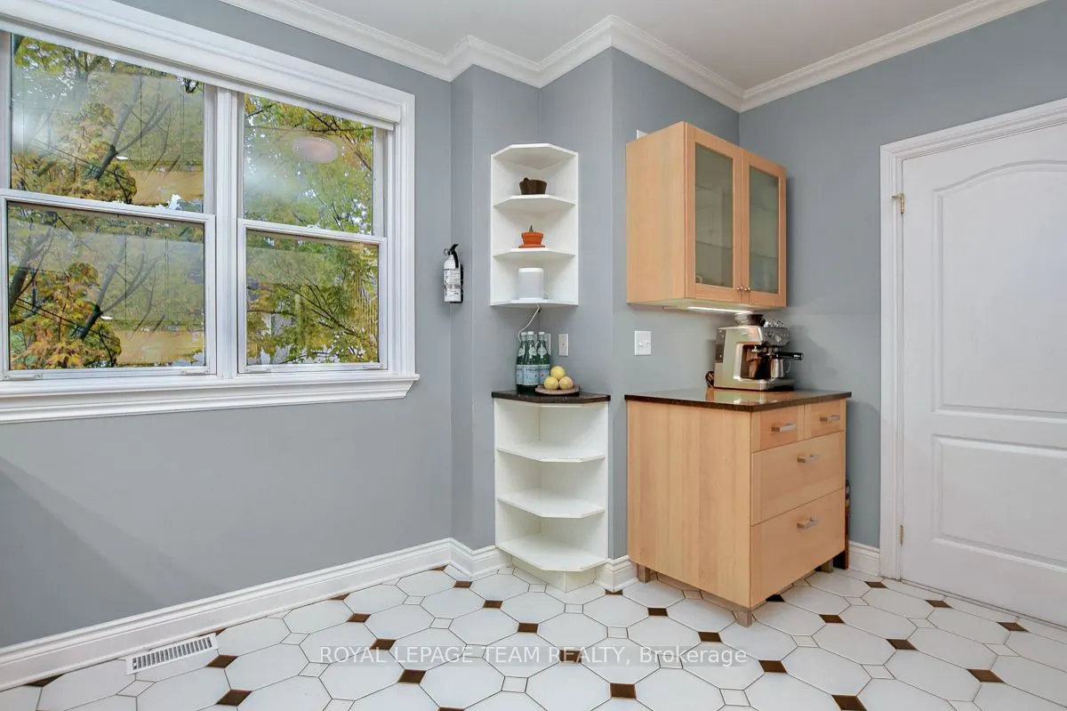142 Mcgillivray Street, #A