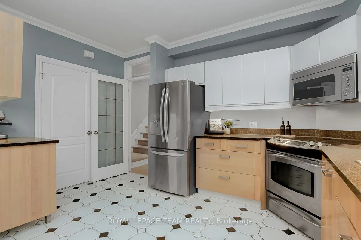142 Mcgillivray Street, #A