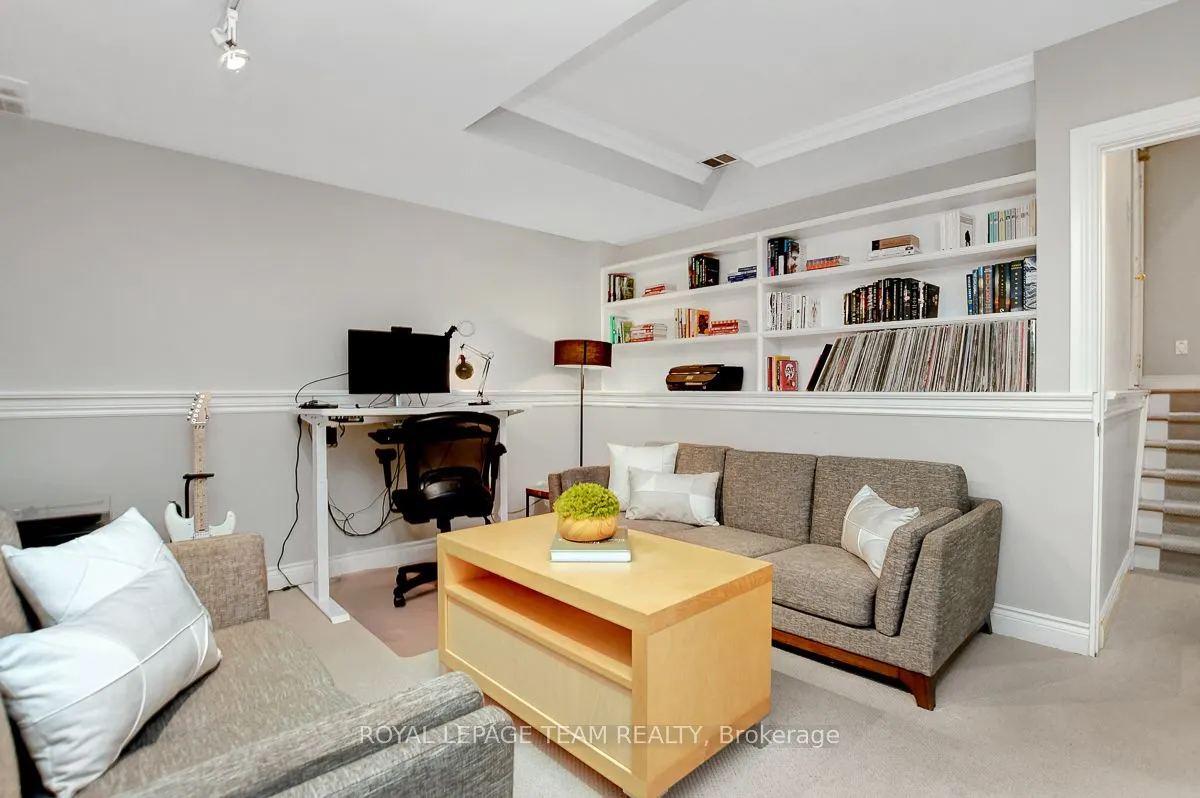142 Mcgillivray Street, #A
