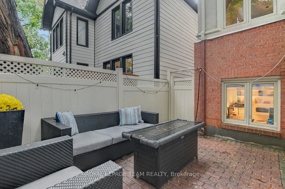 142 Mcgillivray Street, #A