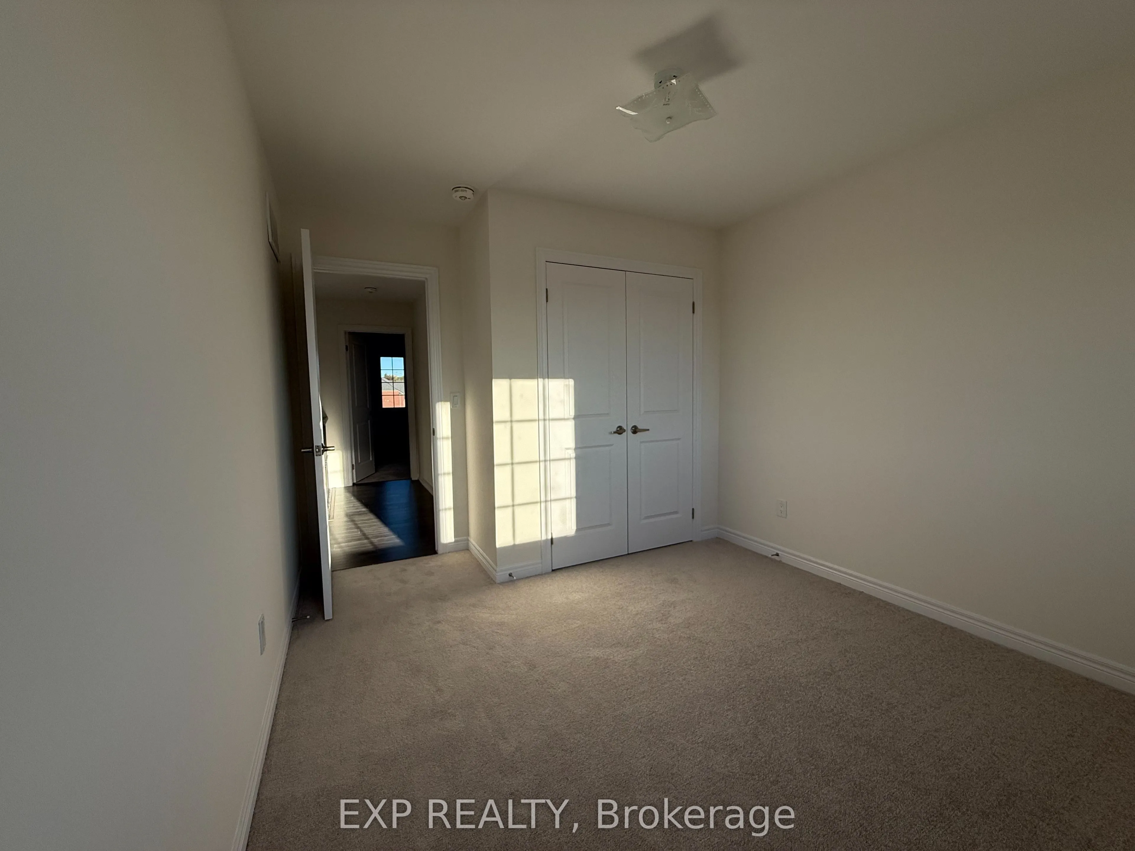 1 Larissa Park Drive
