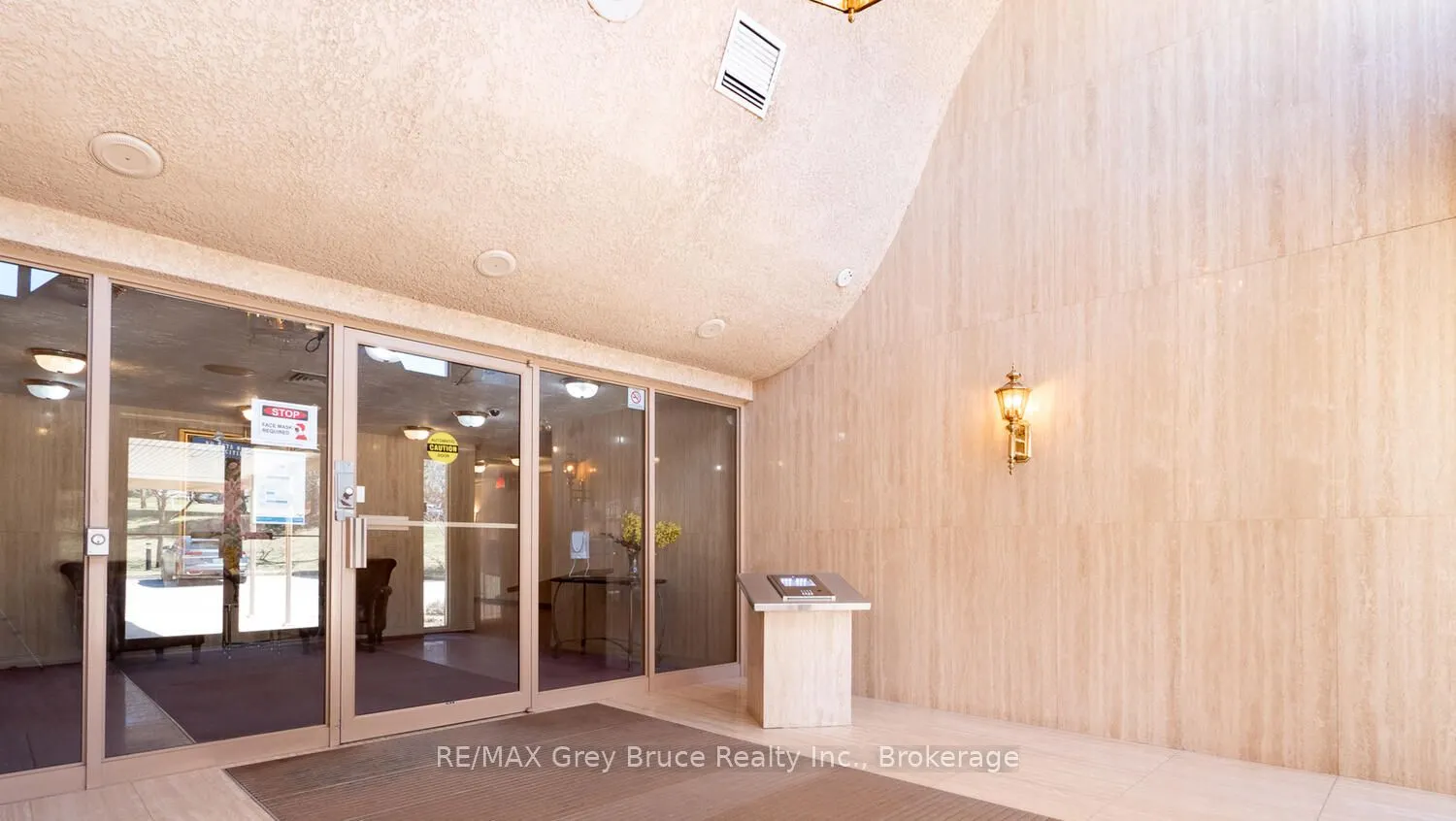 2555 unit 410 3RD AVE Avenue, #410