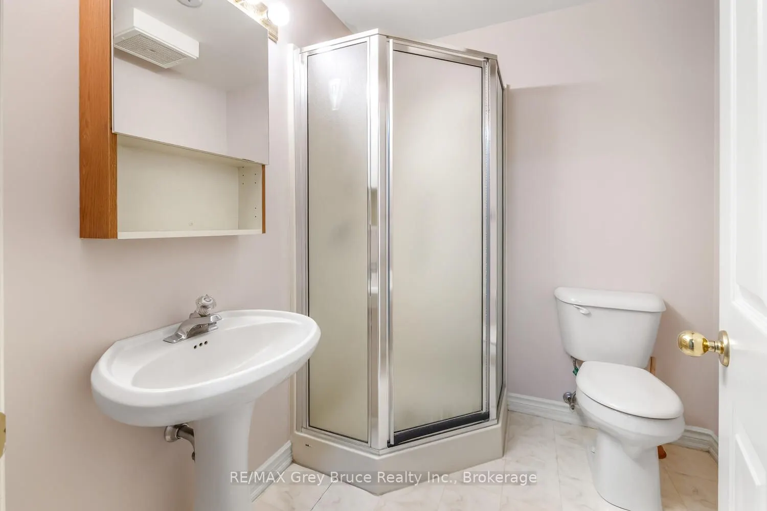2555 unit 410 3RD AVE Avenue, #410
