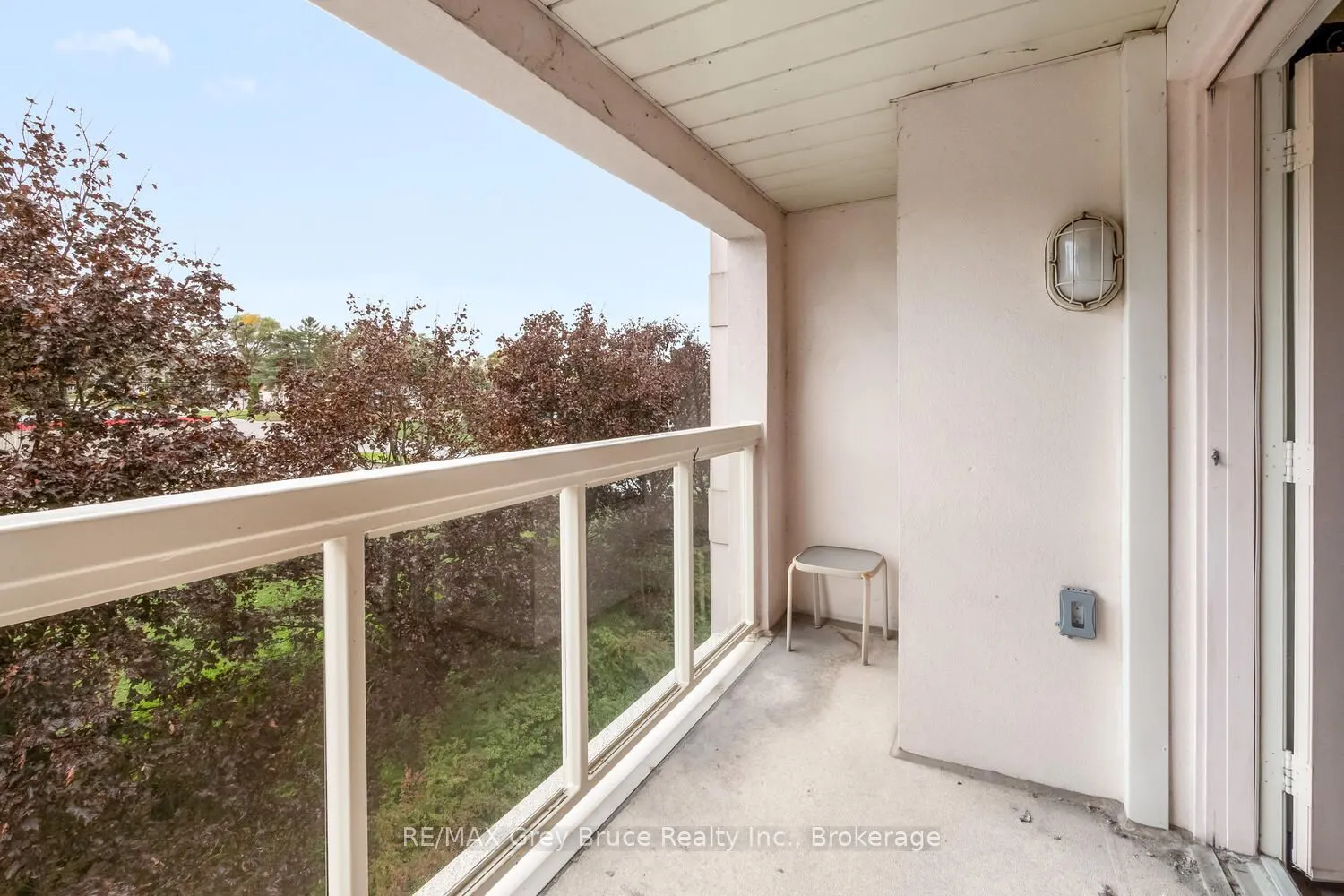 2555 unit 410 3RD AVE Avenue, #410