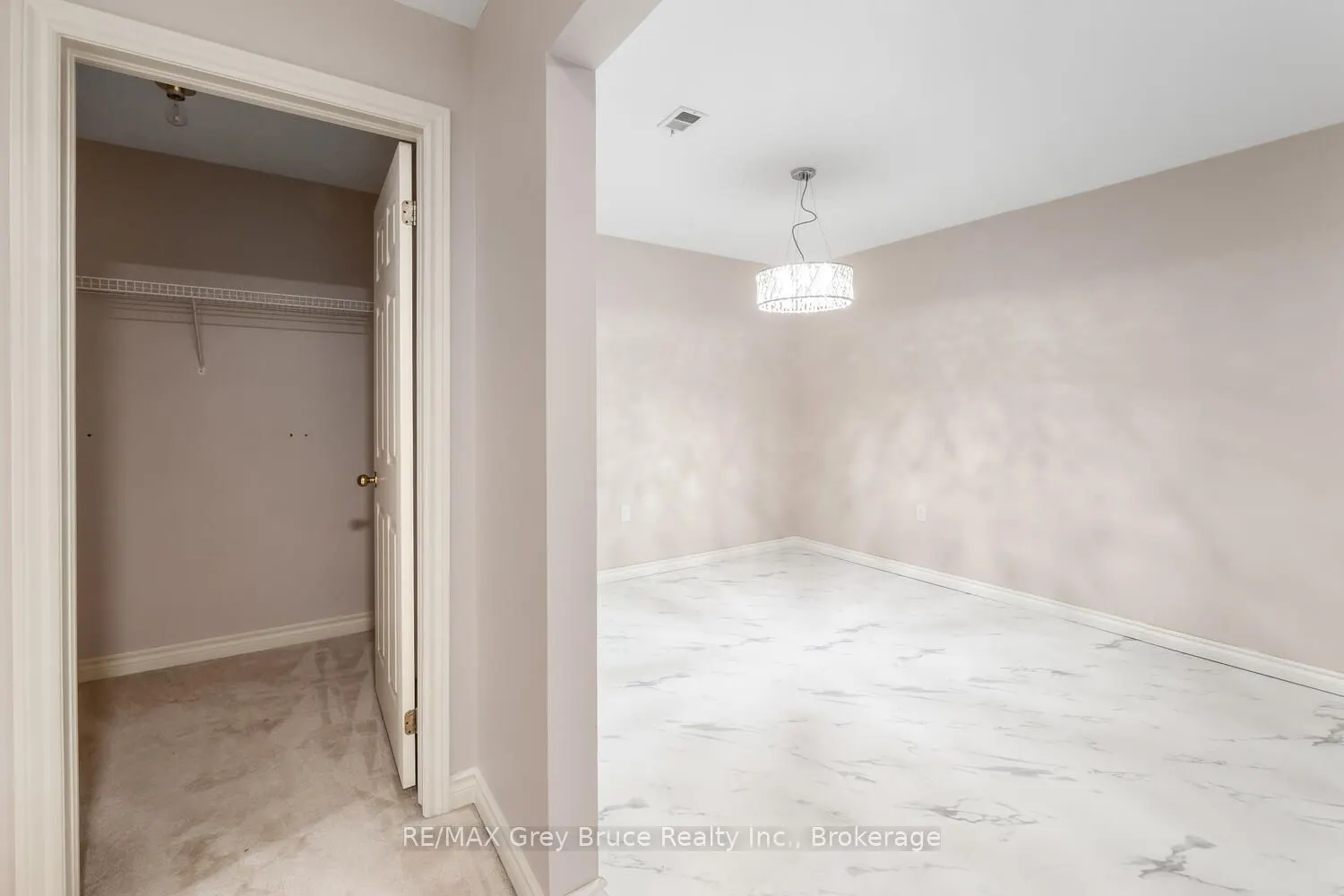 2555 unit 410 3RD AVE Avenue, #410