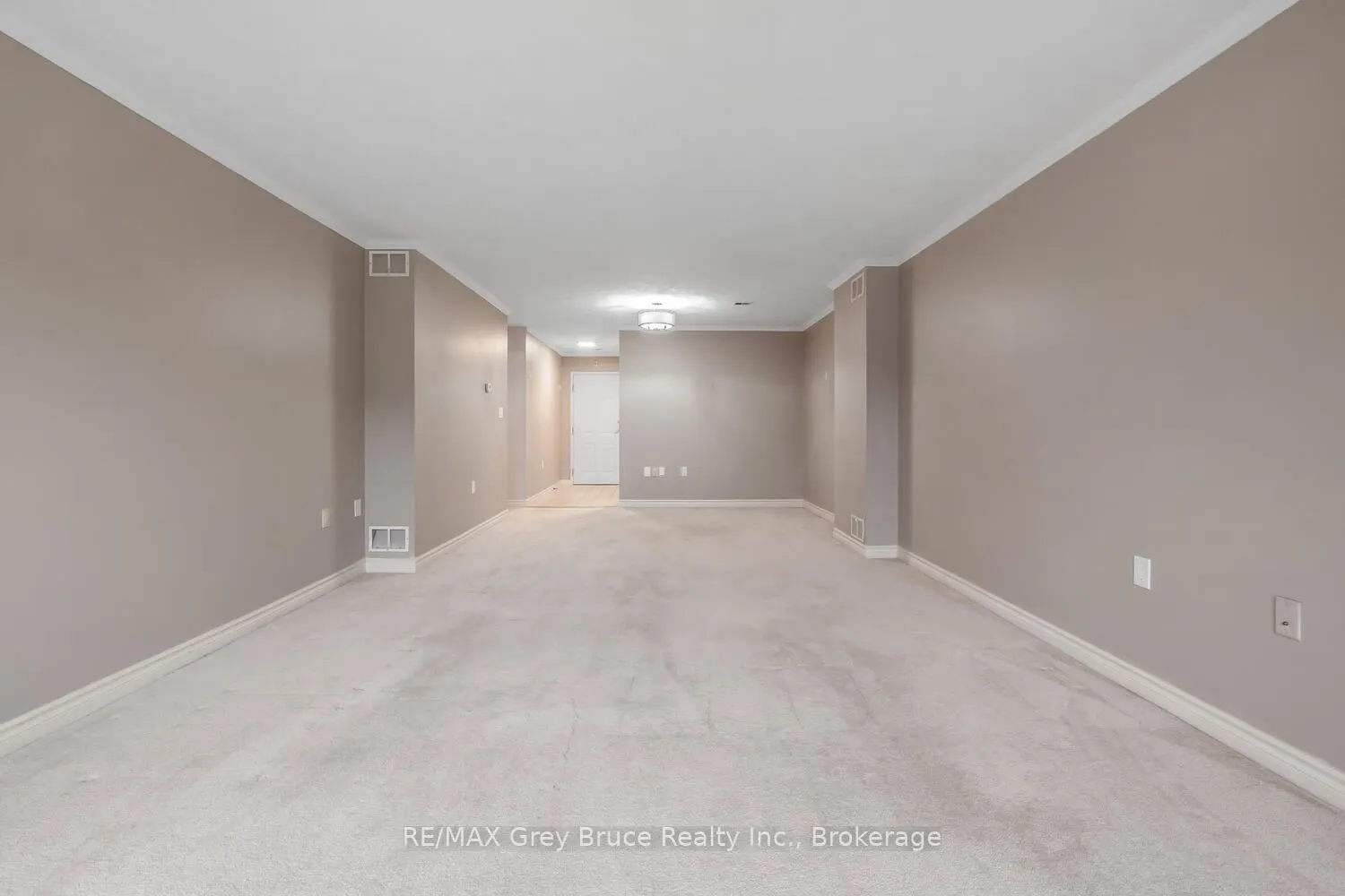 2555 unit 410 3RD AVE Avenue, #410