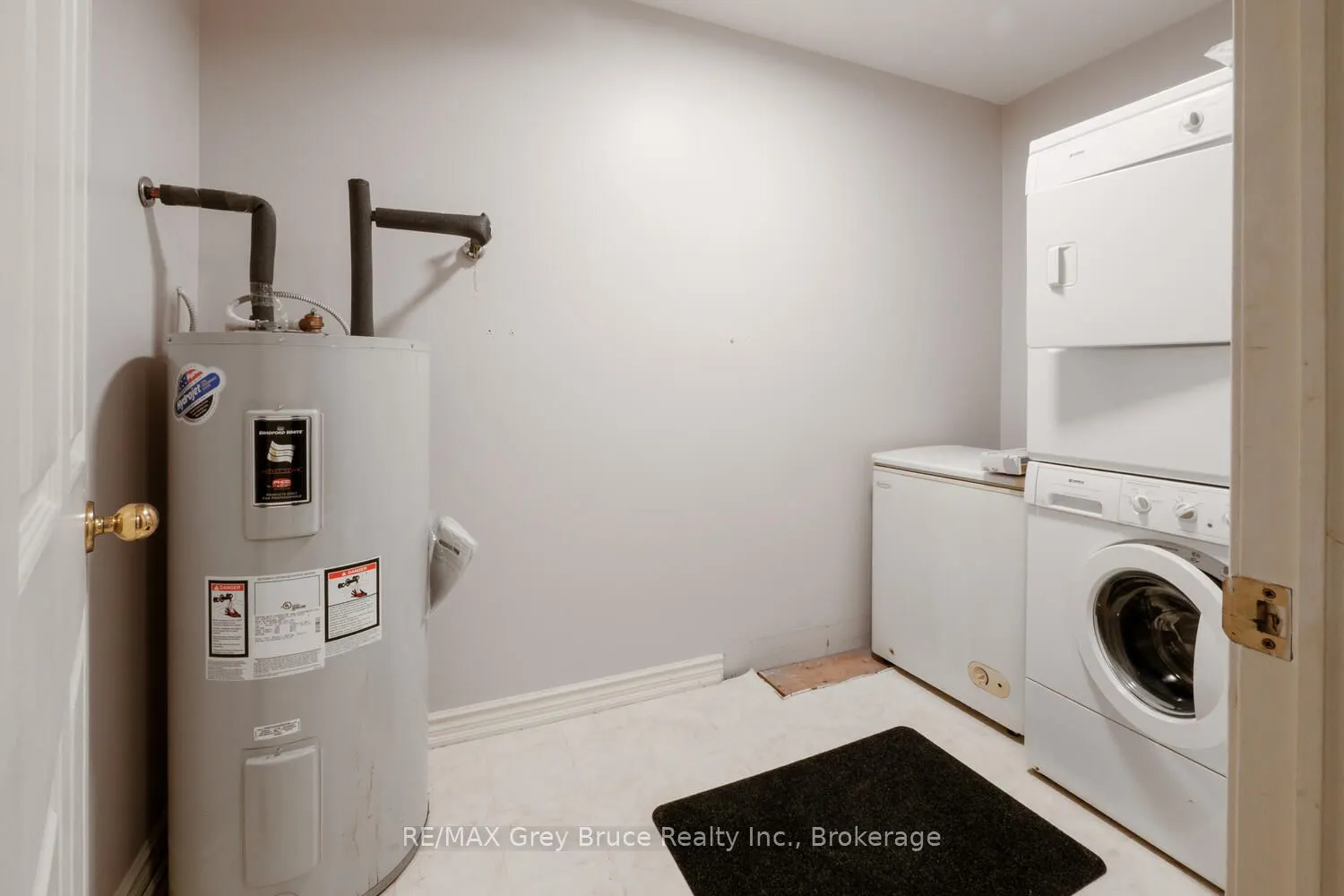 2555 unit 410 3RD AVE Avenue, #410