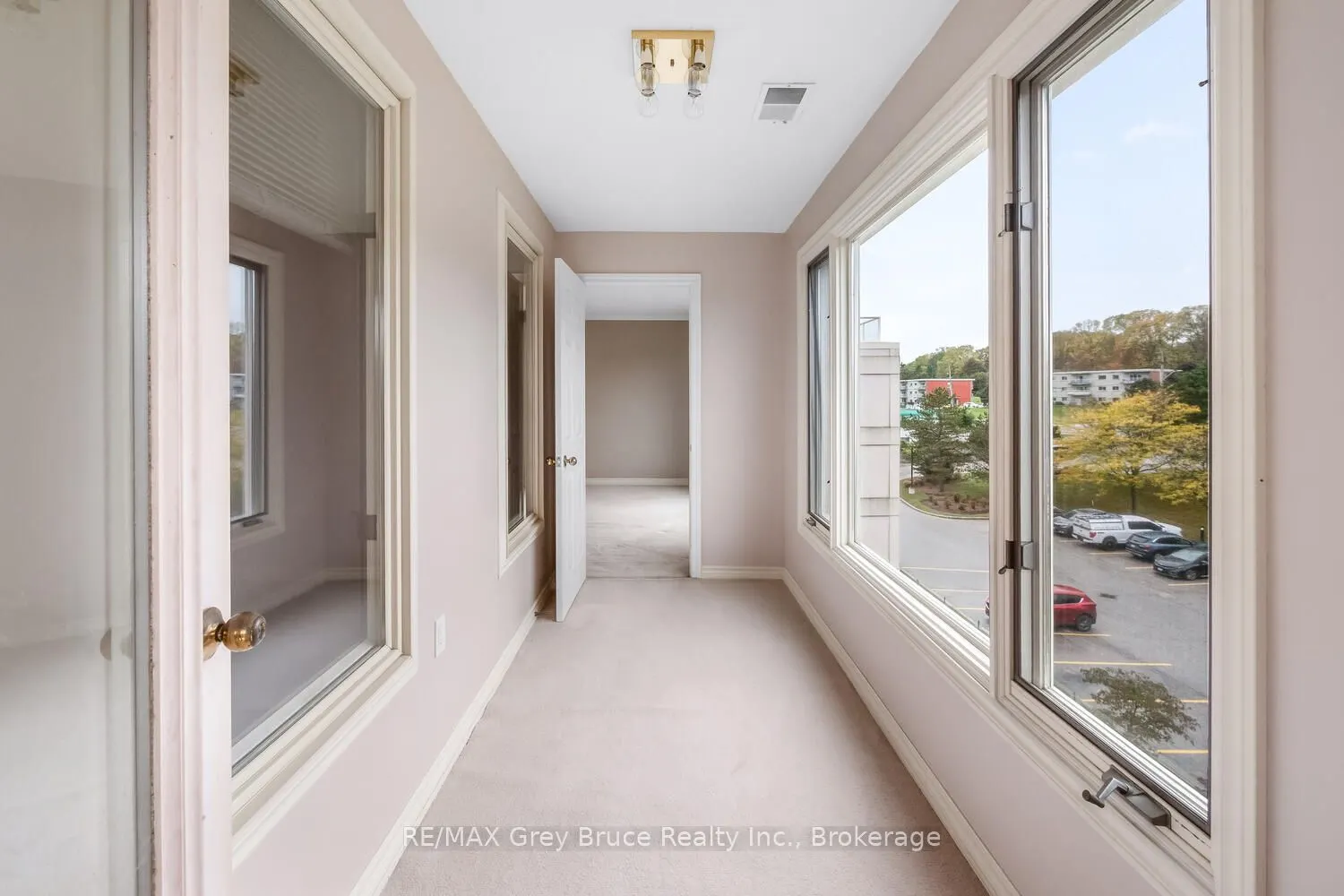 2555 unit 410 3RD AVE Avenue, #410