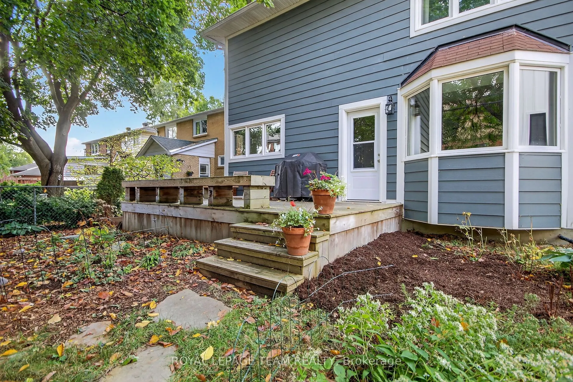 617 Mansfield Avenue