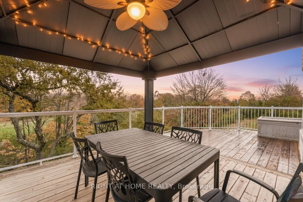 50 Rosenfeld Crescent