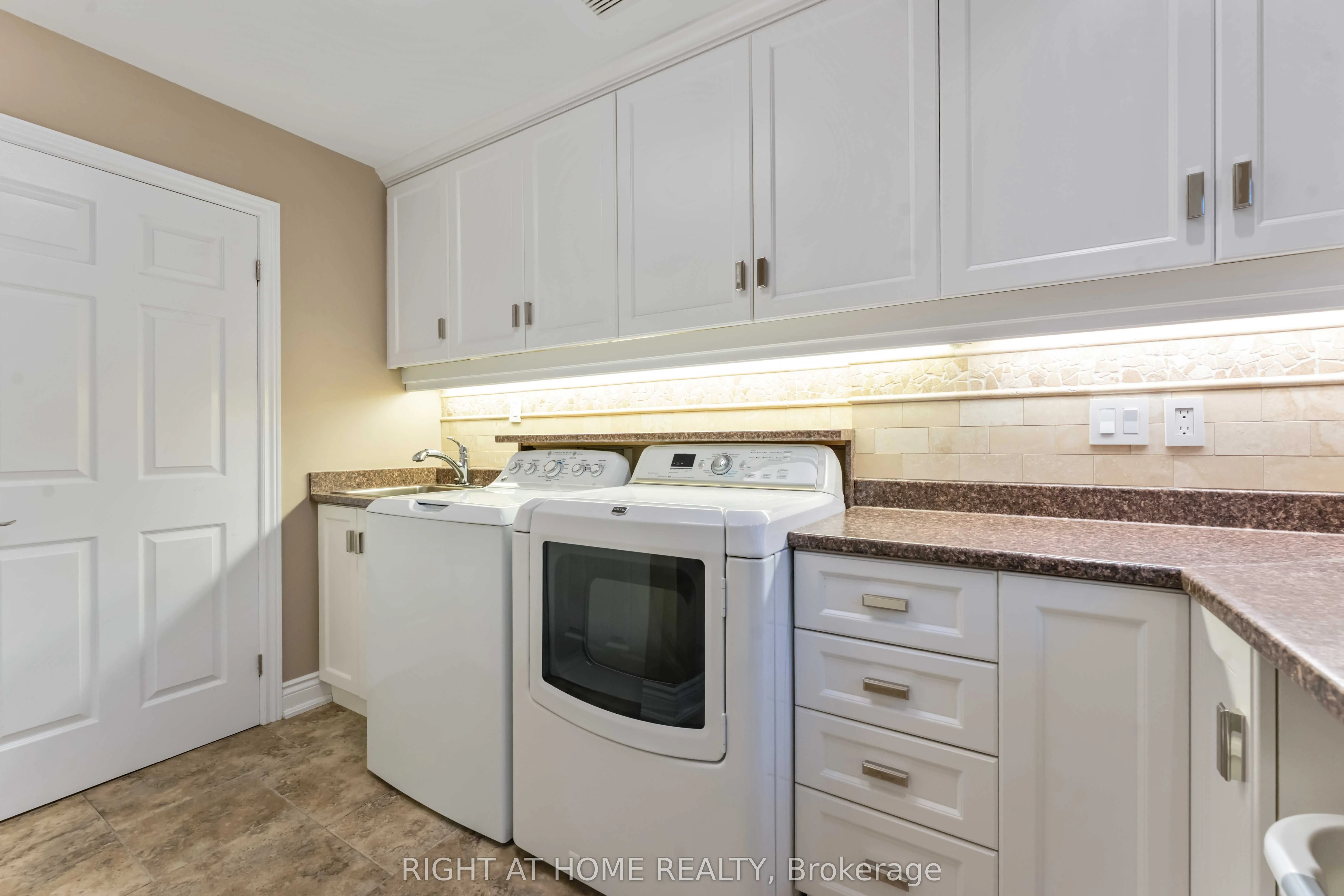 50 Rosenfeld Crescent