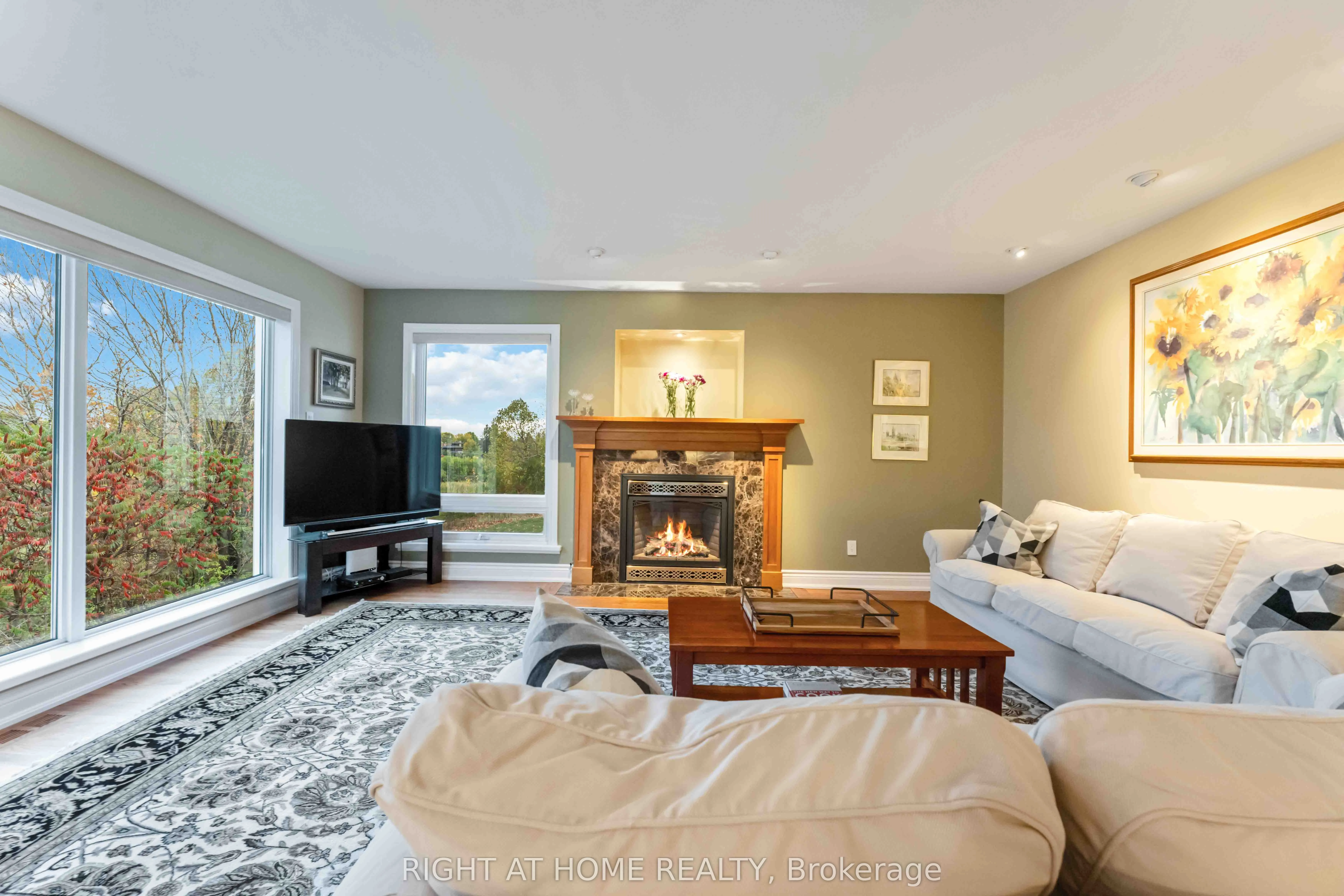 50 Rosenfeld Crescent
