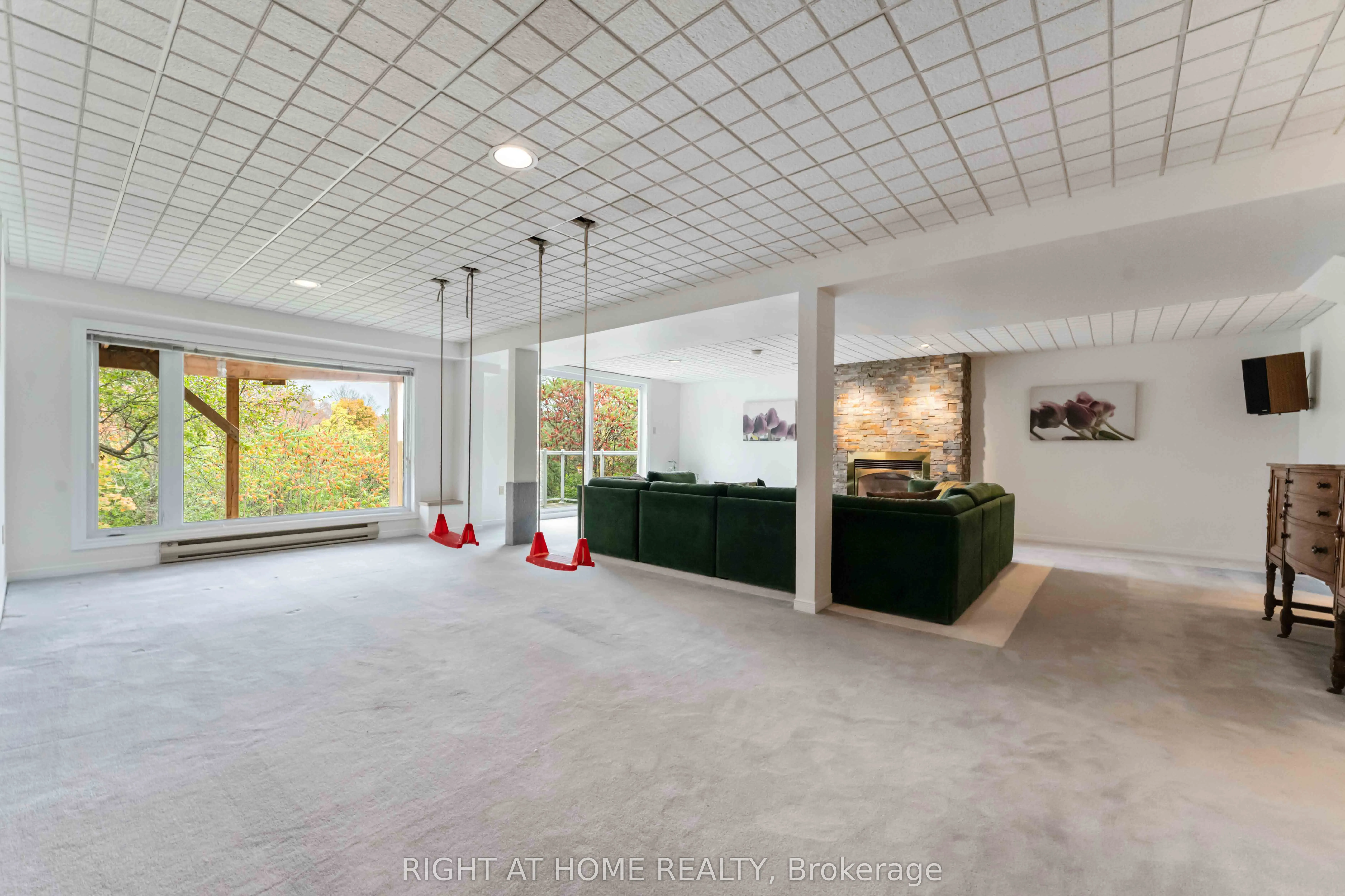 50 Rosenfeld Crescent