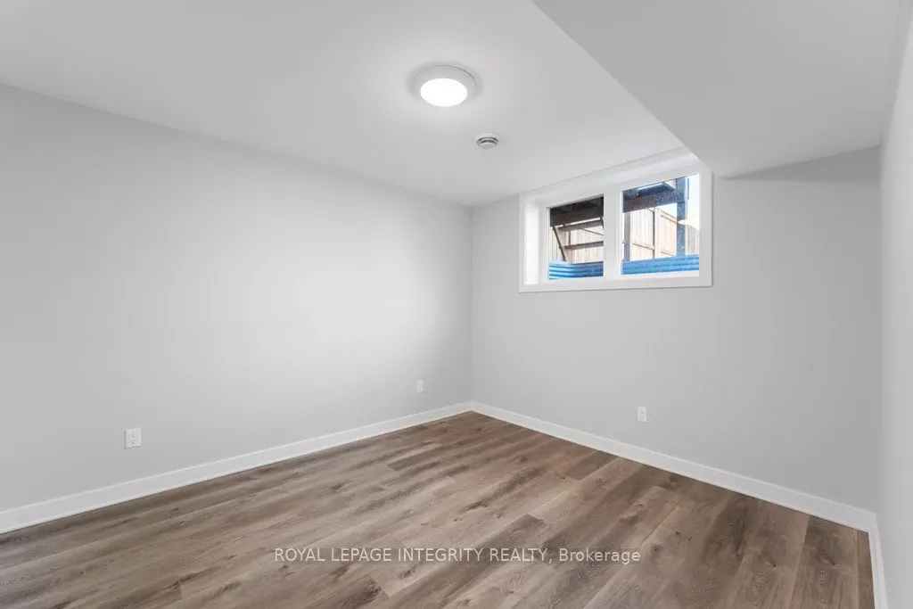 875 CONTOUR Street, #A