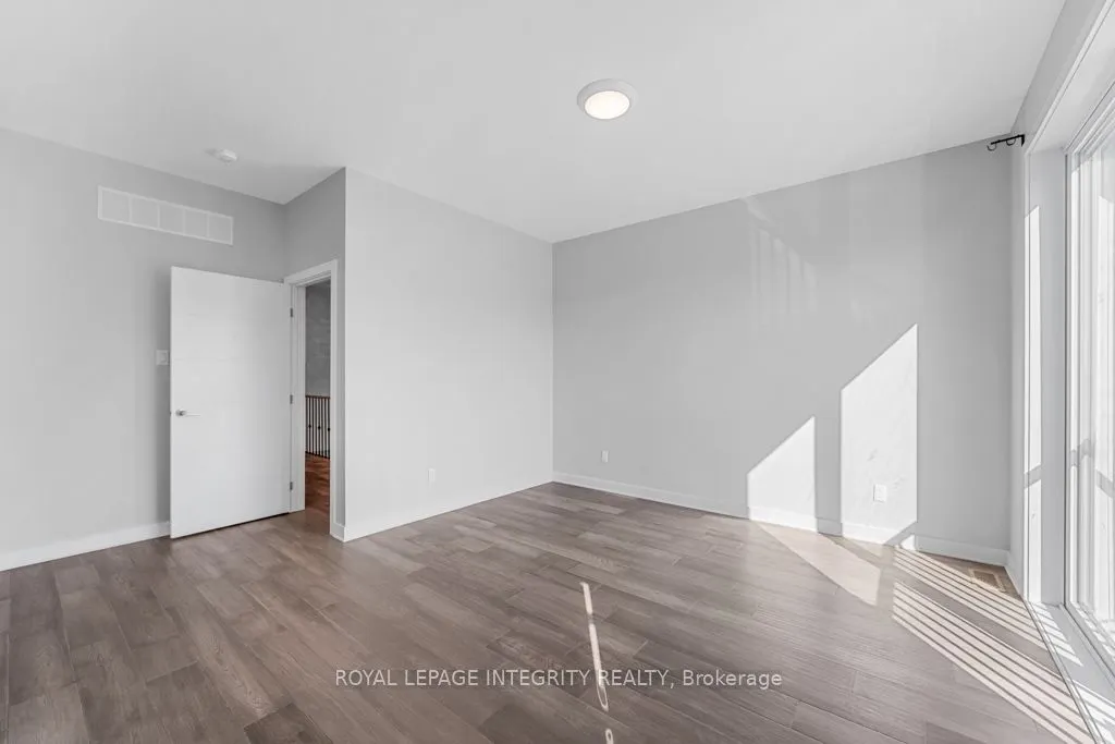 875 CONTOUR Street, #A