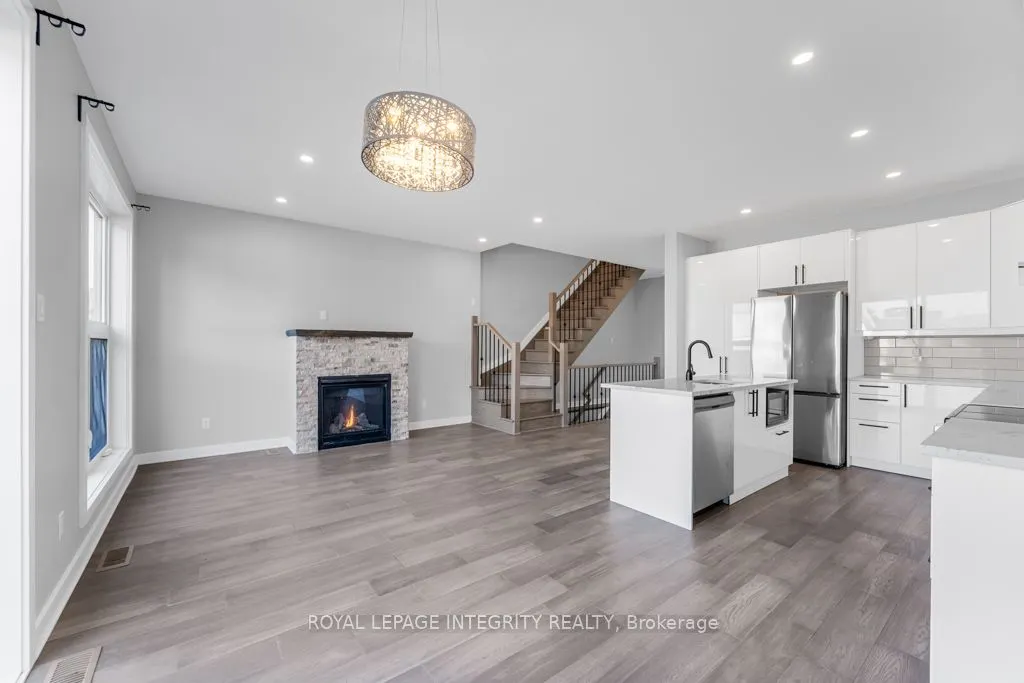 875 CONTOUR Street, #A