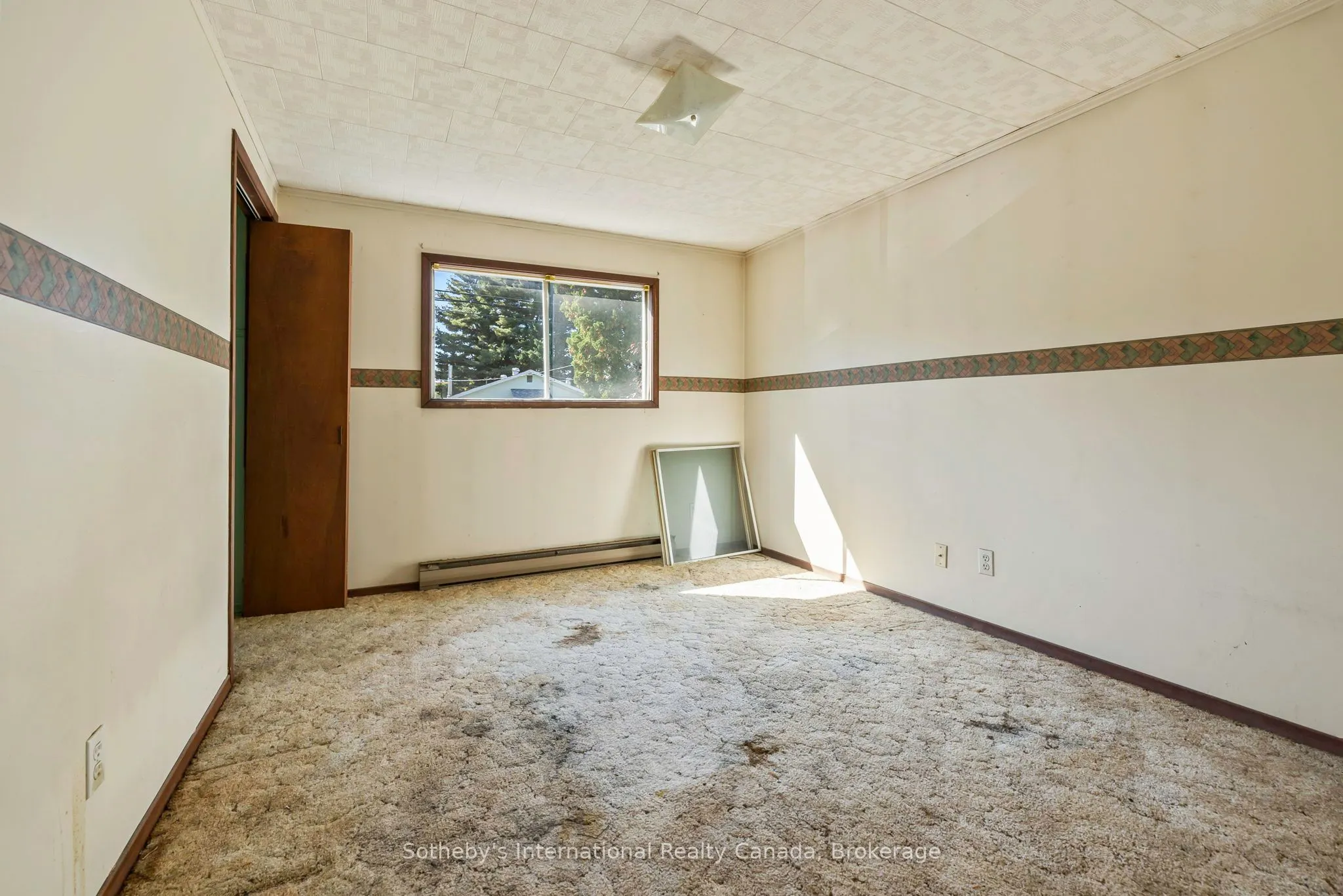 9 Summitt Avenue