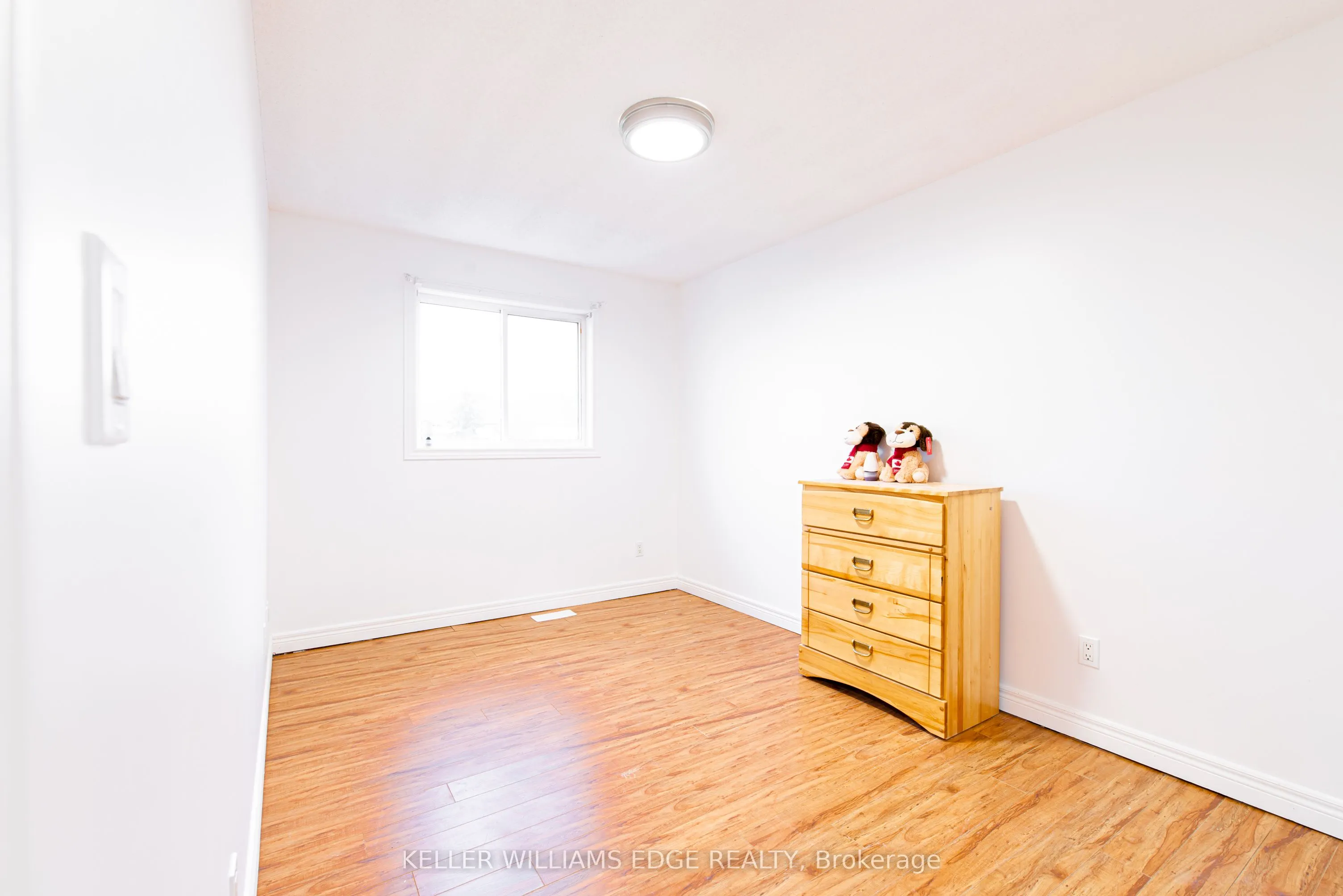 119 Summers Drive, #Room 3