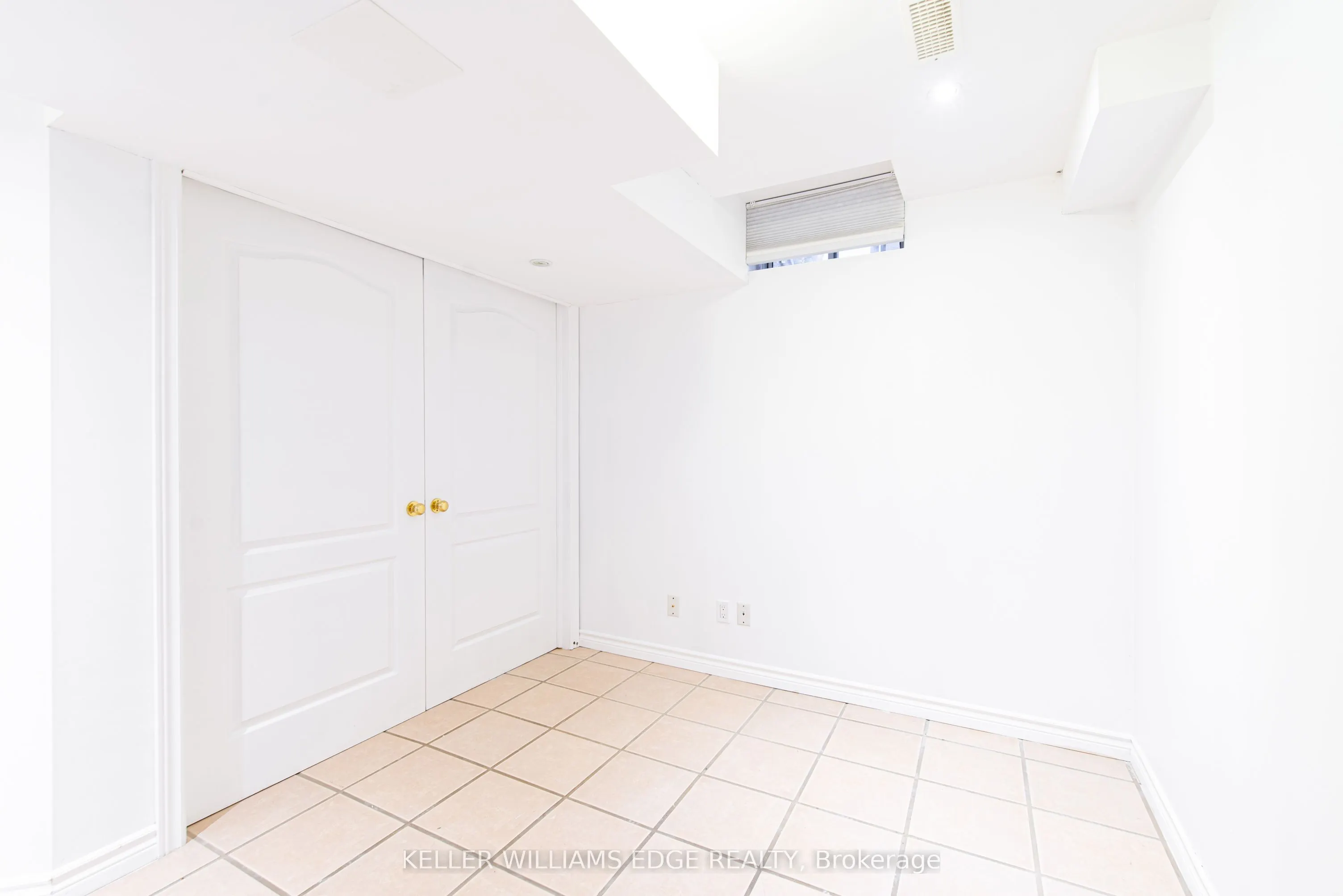 119 Summers Drive, #Room 3
